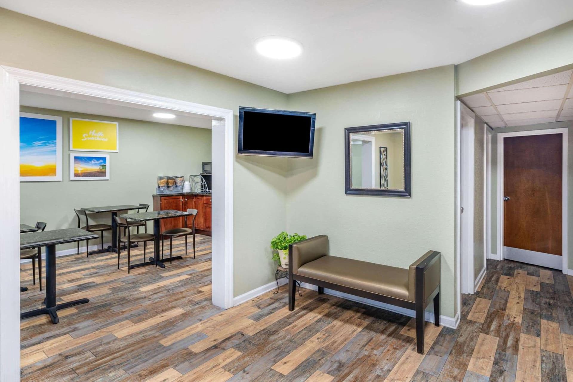 Days Inn by Wyndham Clarksville TN gallery photo in Clarksville, TN — image 27