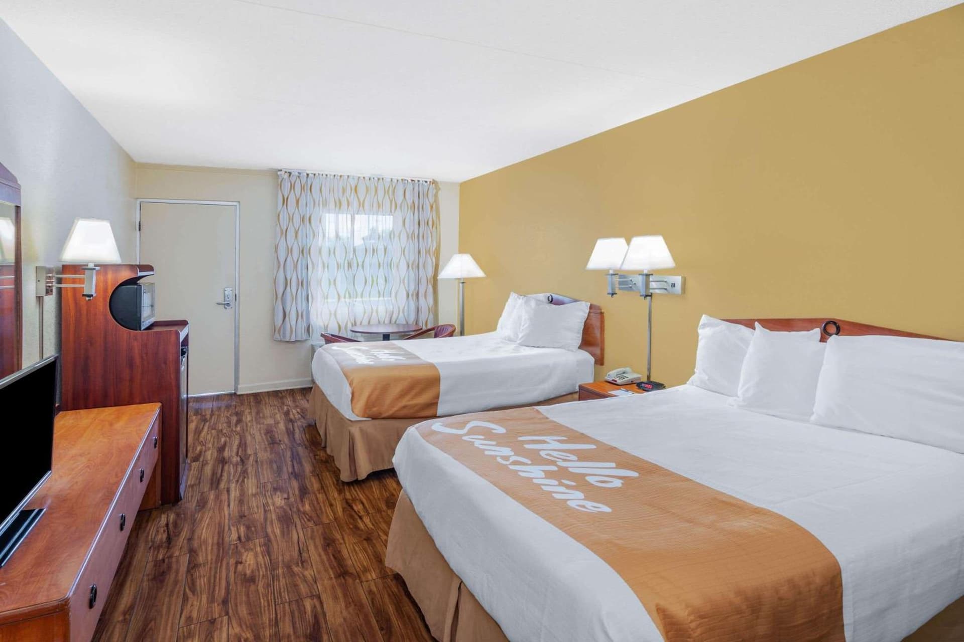 Days Inn by Wyndham Clarksville TN gallery photo in Clarksville, TN — image 41