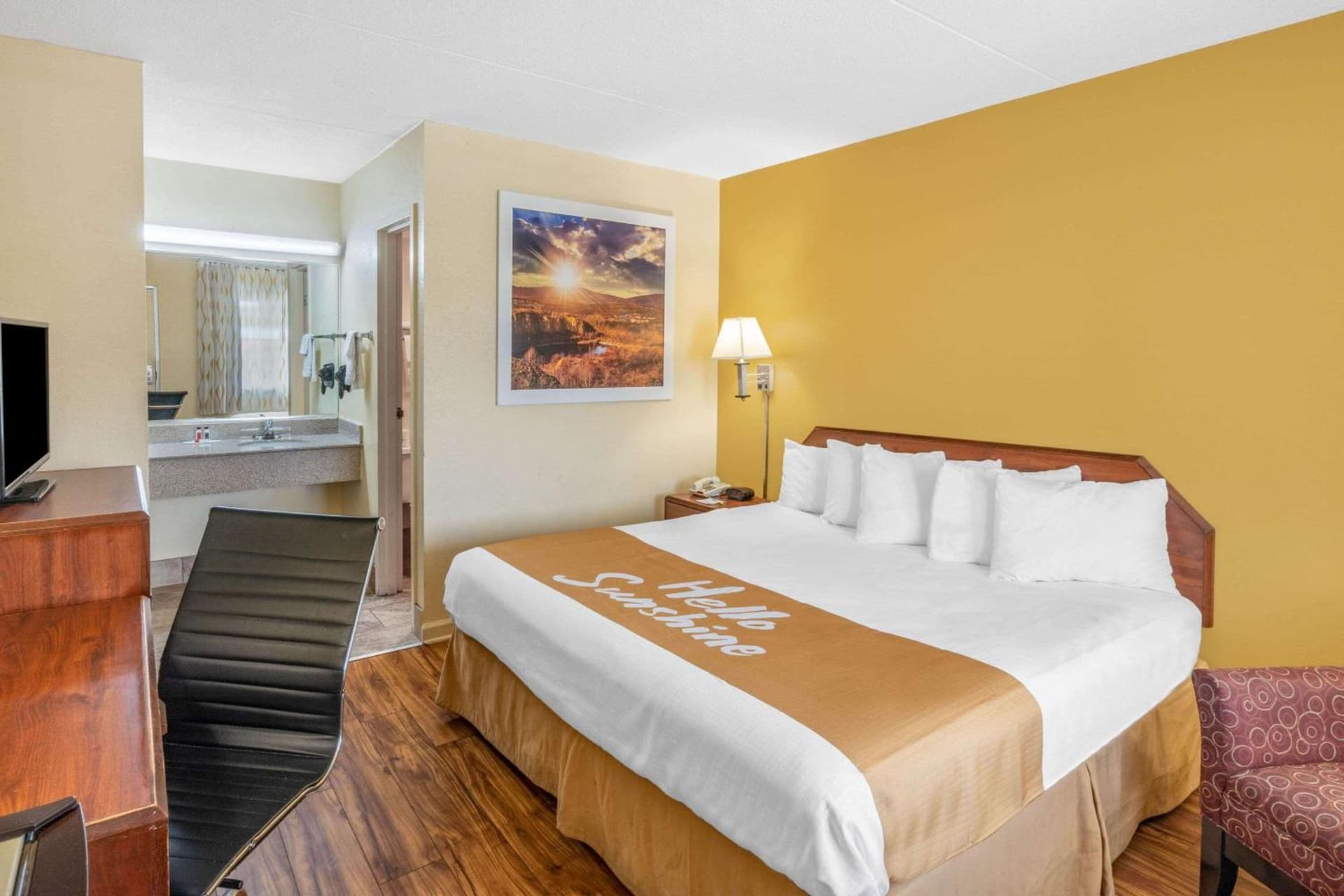 Days Inn by Wyndham Clarksville TN gallery photo in Clarksville, TN — image 22
