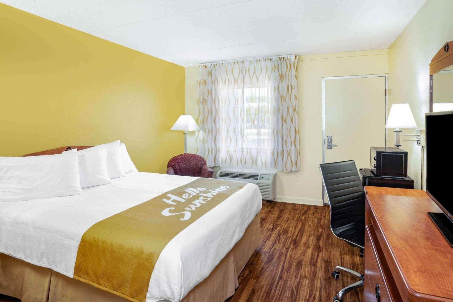 Days Inn by Wyndham Clarksville TN gallery photo in Clarksville, TN — image 25