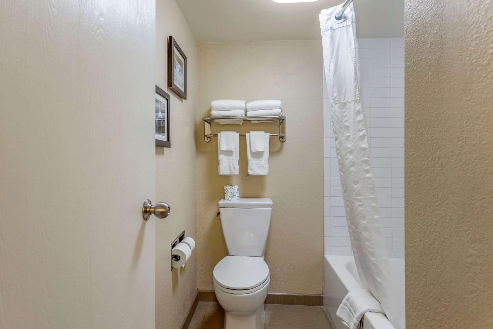 Comfort Inn & Suites Little Rock Airport property views in Little Rock, AR — gallery photo 3