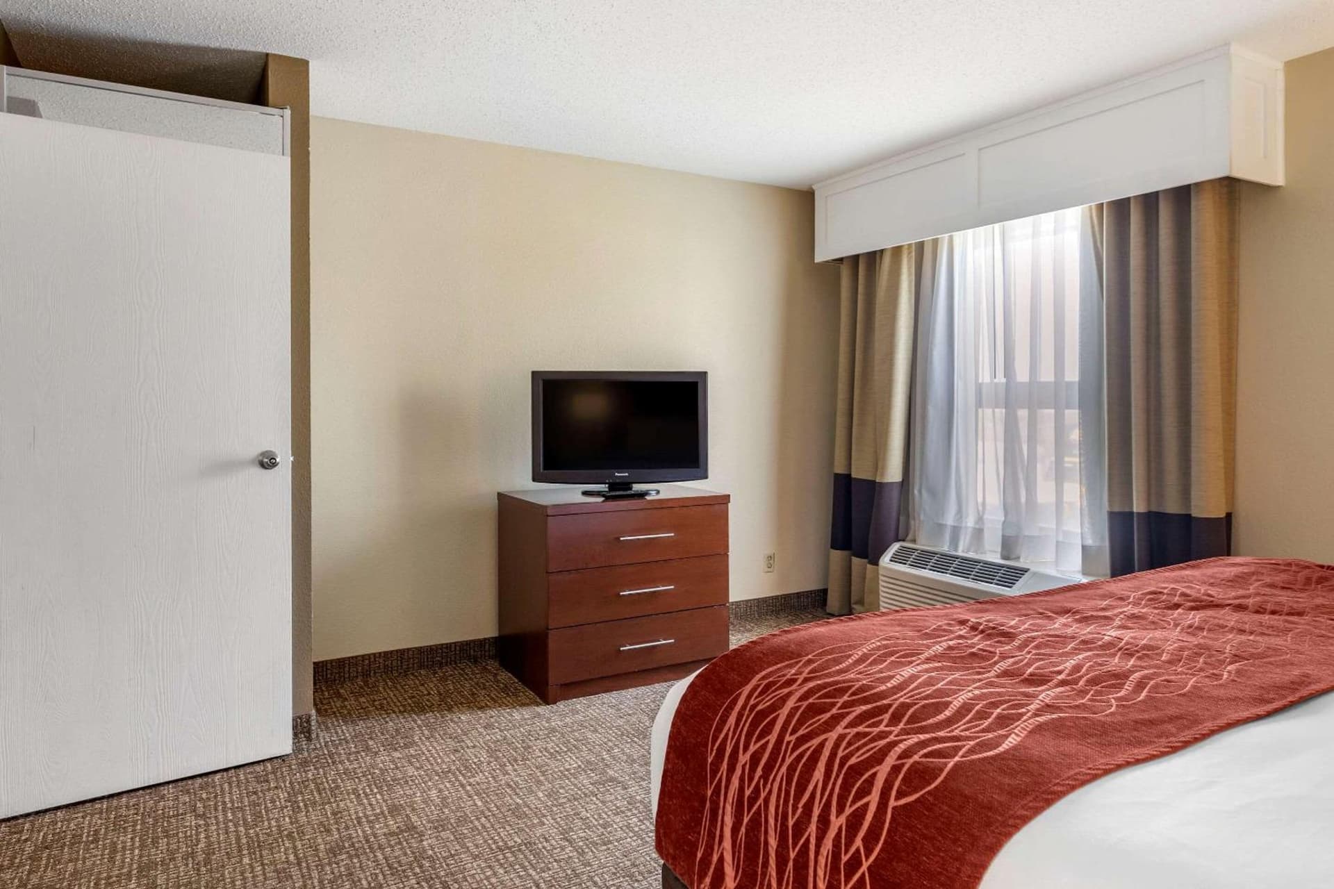 Comfort Inn & Suites Little Rock Airport gallery photo in Little Rock, AR — image 32