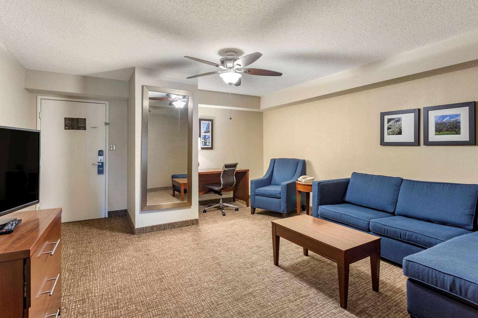 Comfort Inn & Suites Little Rock Airport gallery photo in Little Rock, AR — image 11