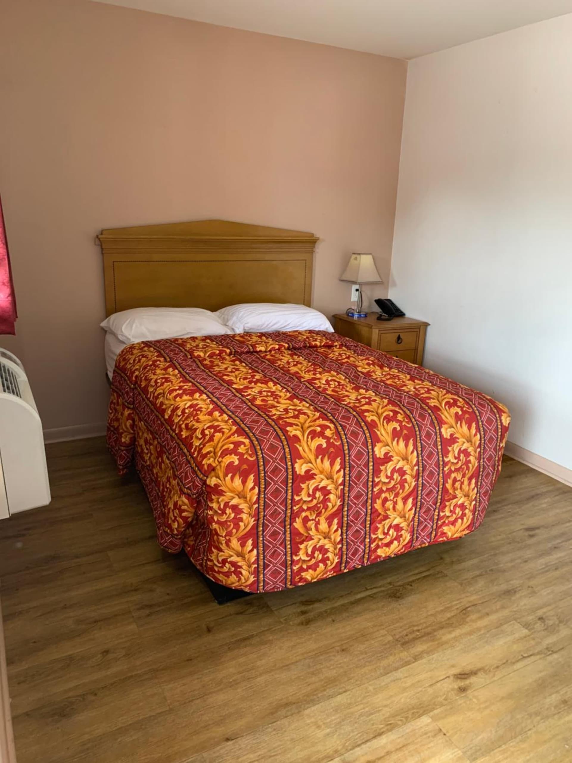 Towne Inn property views in Glasgow, KY — gallery photo 3