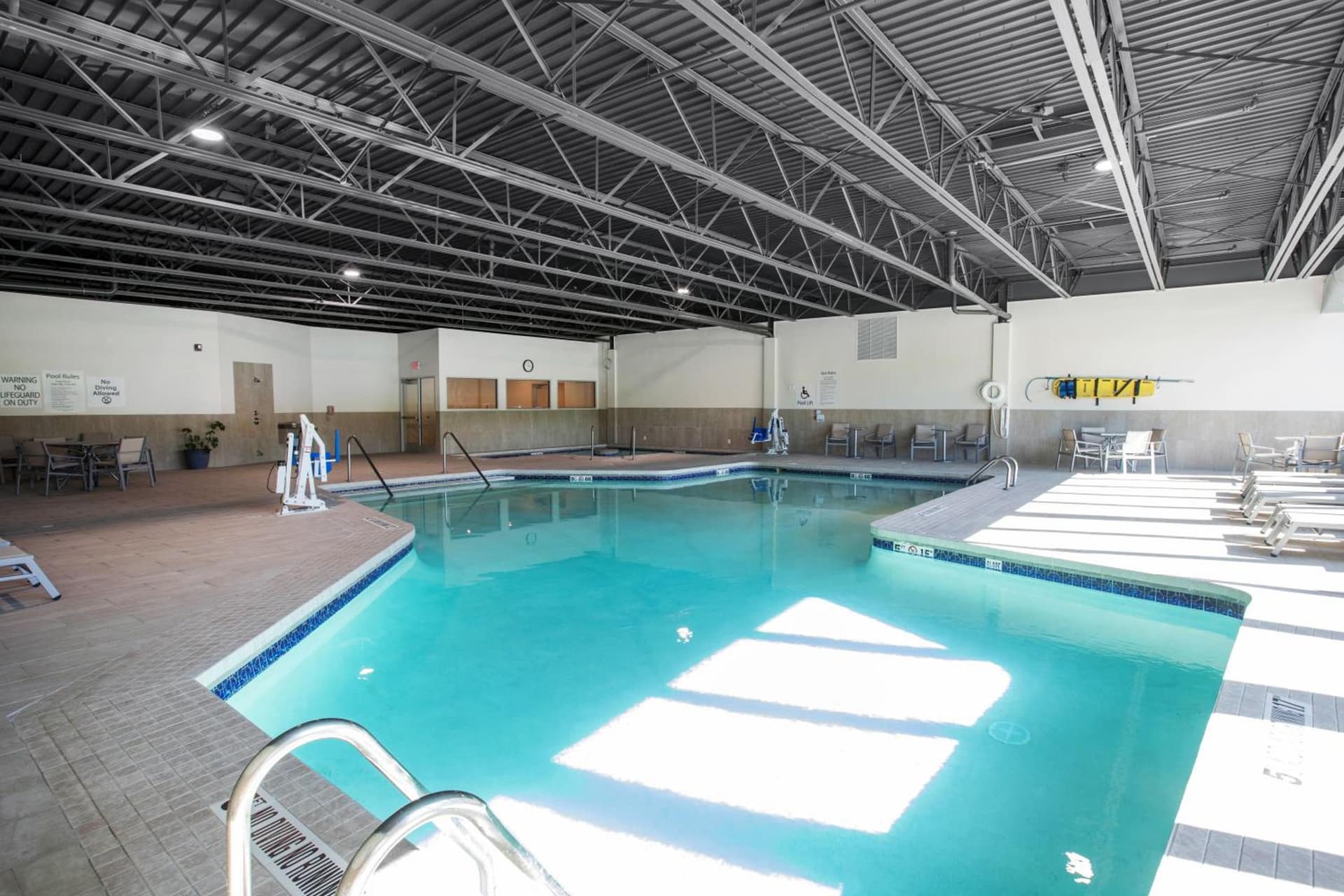 Holiday Inn Express & Suites Ludington by IHG gallery photo in Ludington, MI — image 7