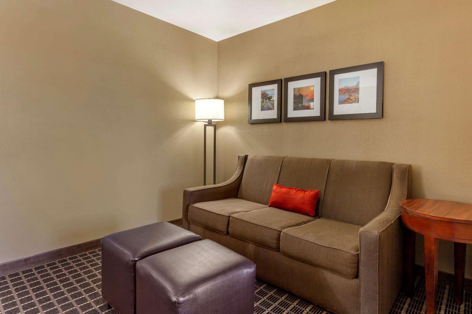 Comfort Suites Delavan - Lake Geneva Area gallery photo in Delavan, WI — image 7