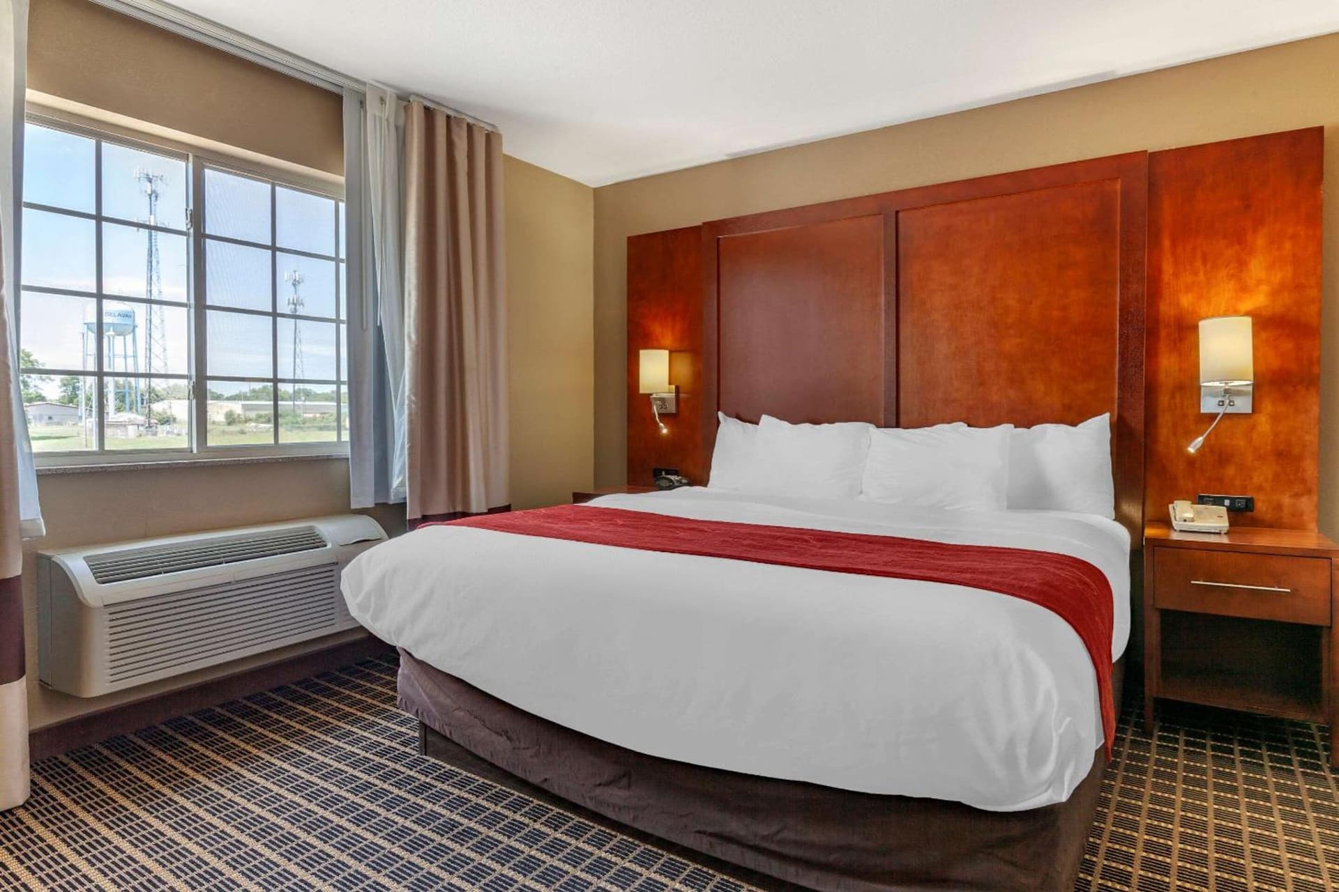 Comfort Suites Delavan - Lake Geneva Area gallery photo in Delavan, WI — image 29