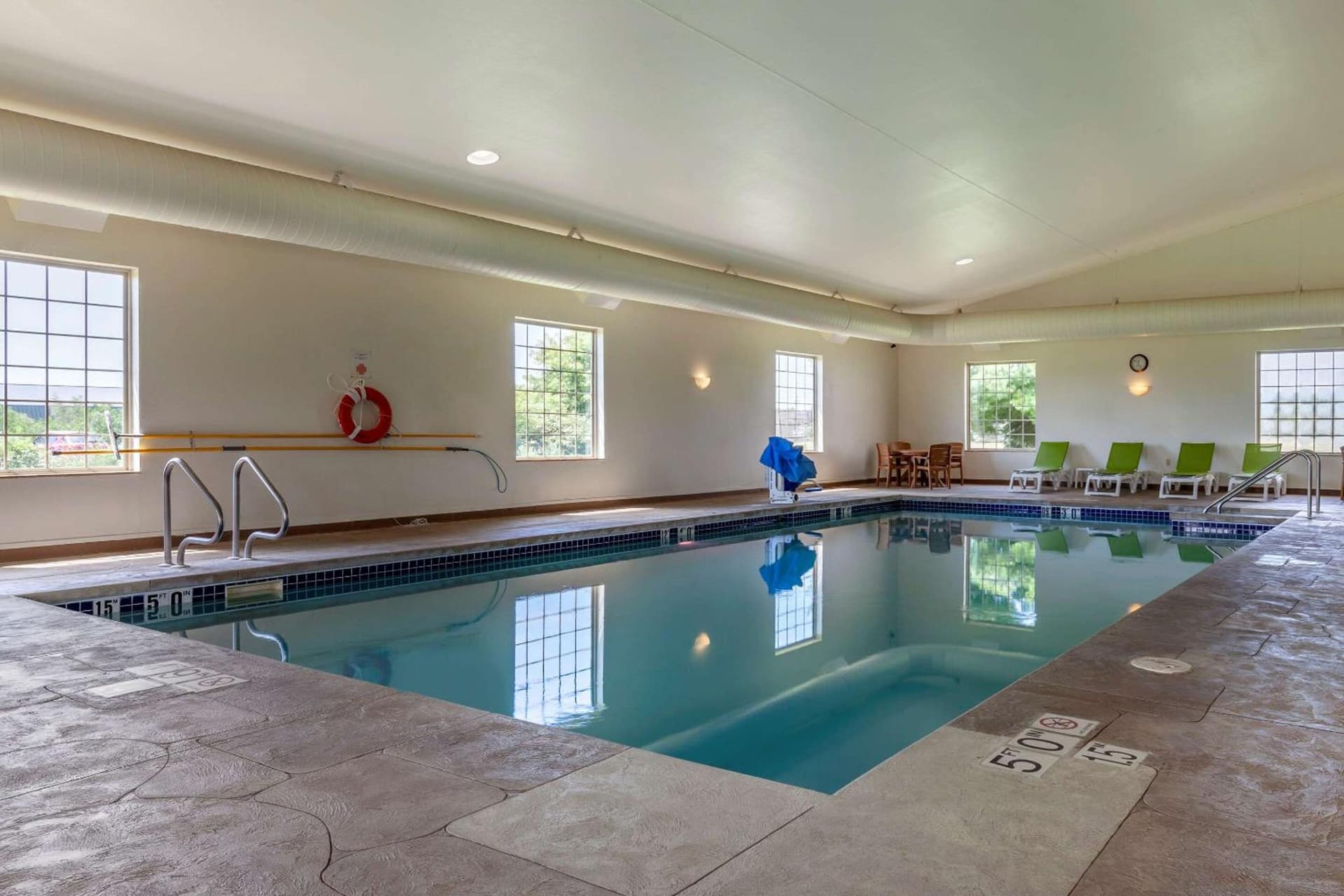 Comfort Suites Delavan - Lake Geneva Area gallery photo in Delavan, WI — image 5