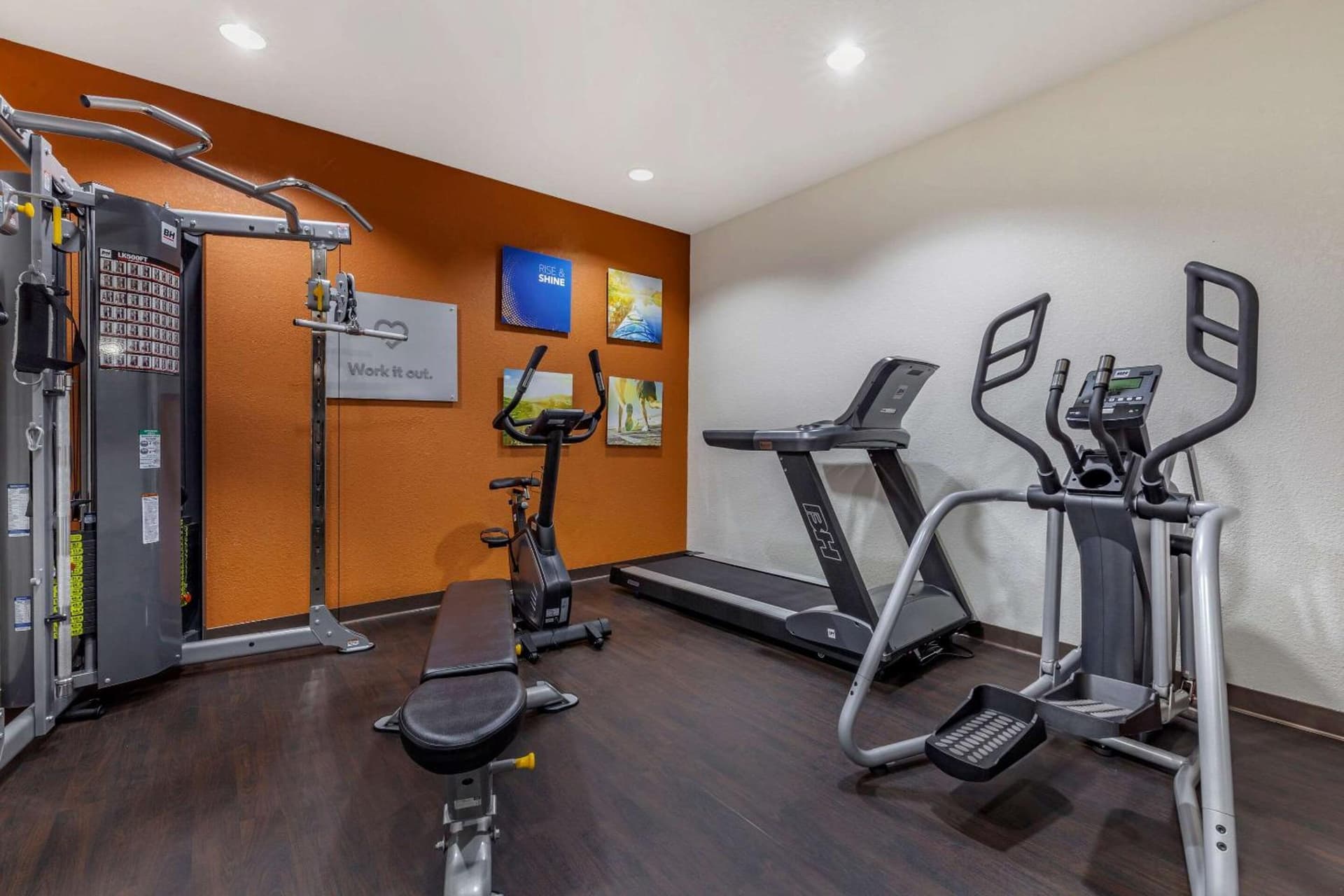Comfort Suites Delavan - Lake Geneva Area gallery photo in Delavan, WI — image 13