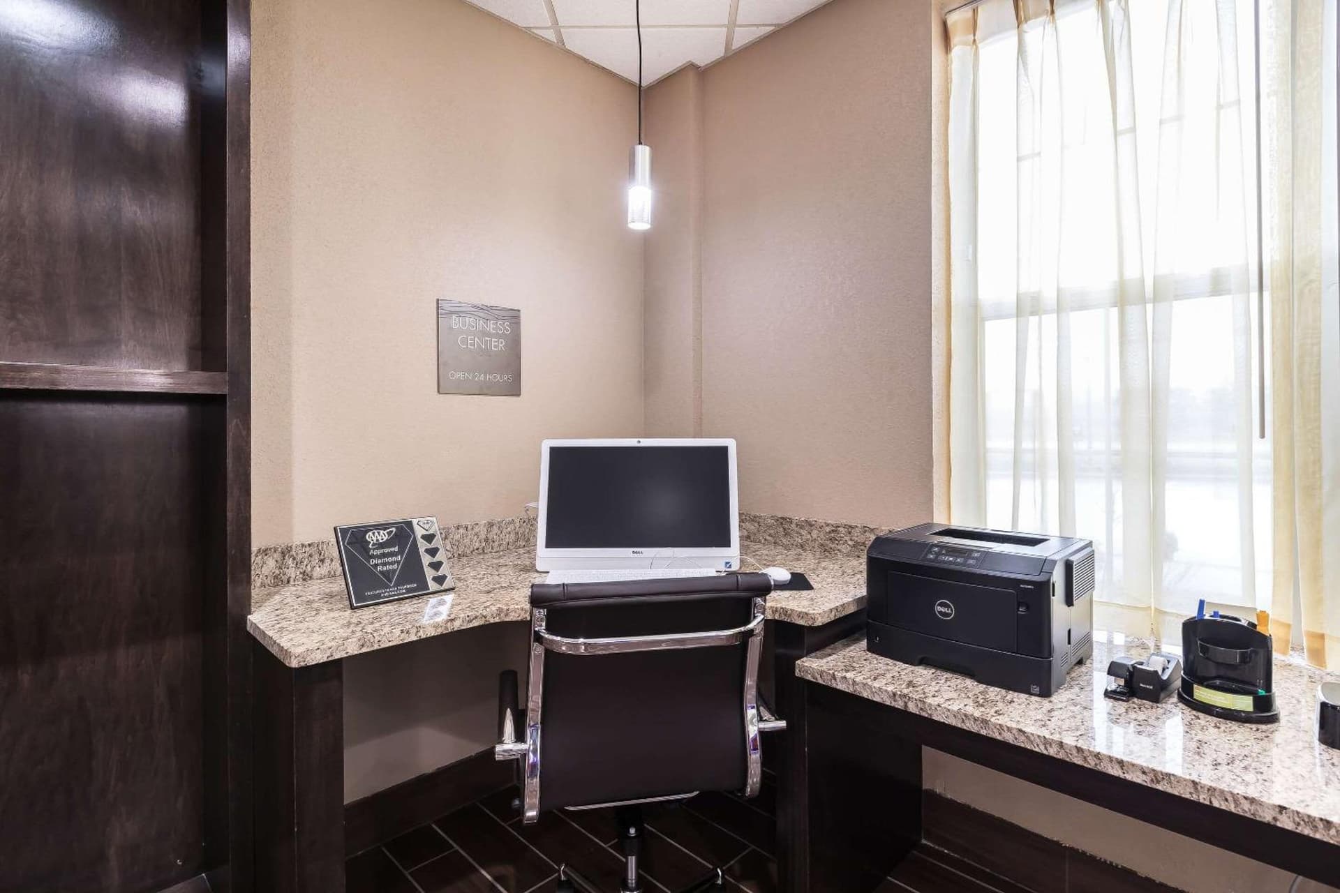 Comfort Inn & Suites Allen Park - Dearborn gallery photo in Allen Park, MI — image 5