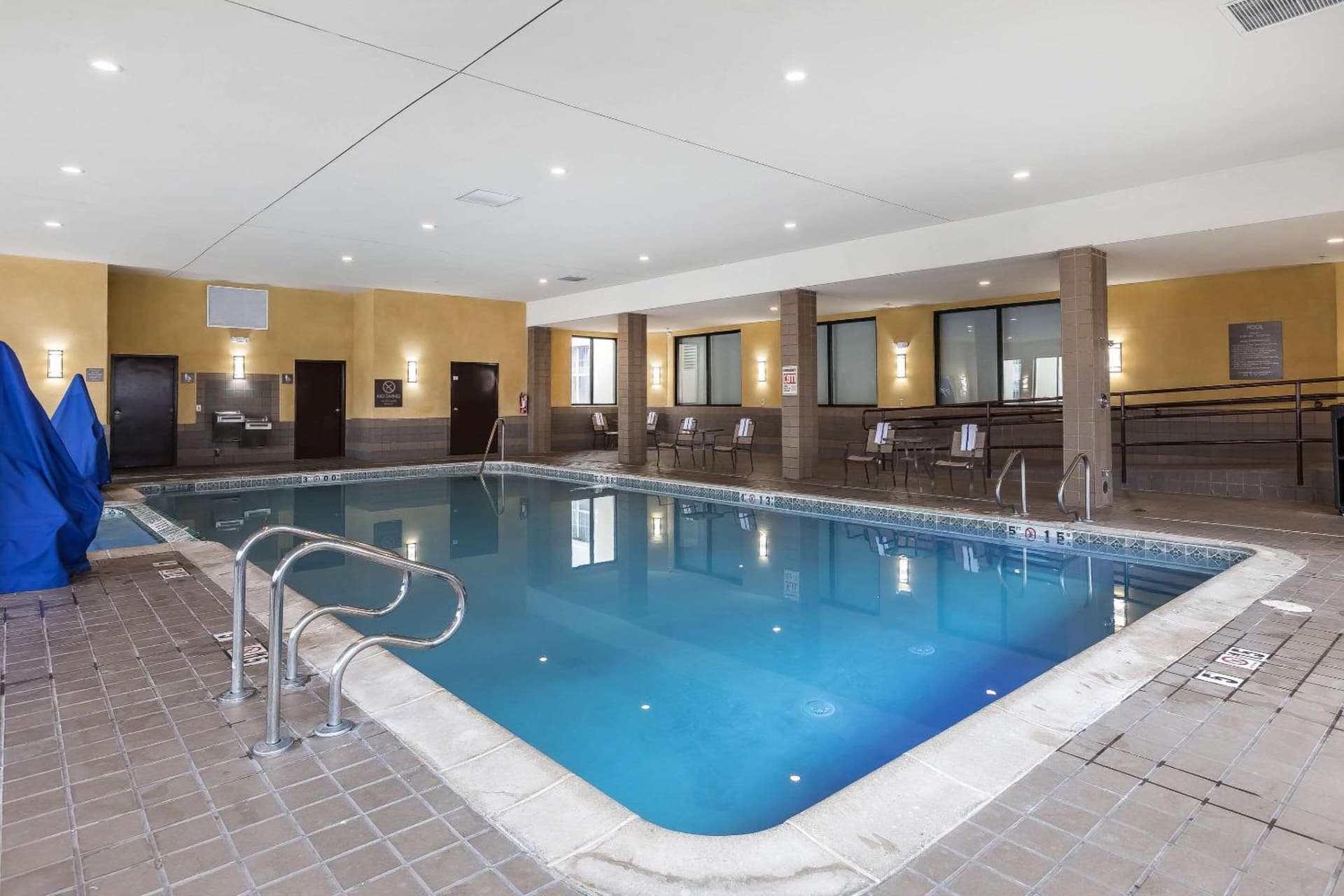 Comfort Inn & Suites Allen Park - Dearborn gallery photo in Allen Park, MI — image 32