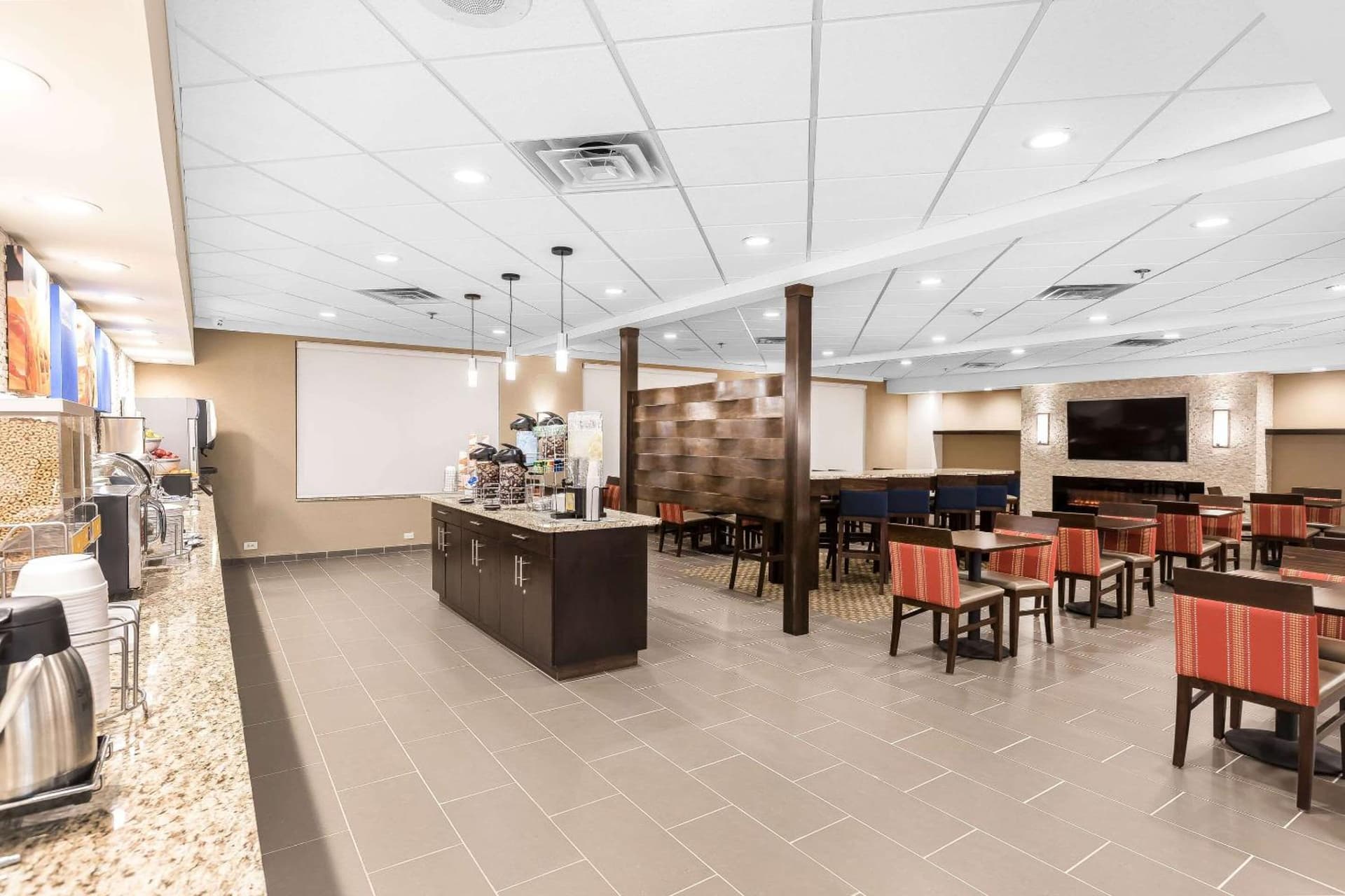 Comfort Inn & Suites Allen Park - Dearborn gallery photo in Allen Park, MI — image 29