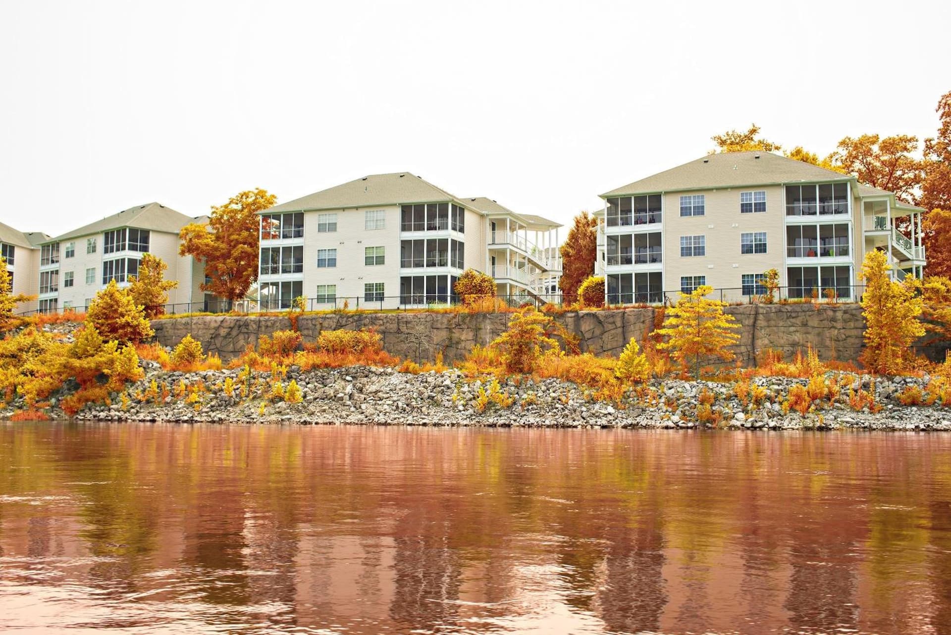 The Suites at Fall Creek property views in Branson, MO — gallery photo 3