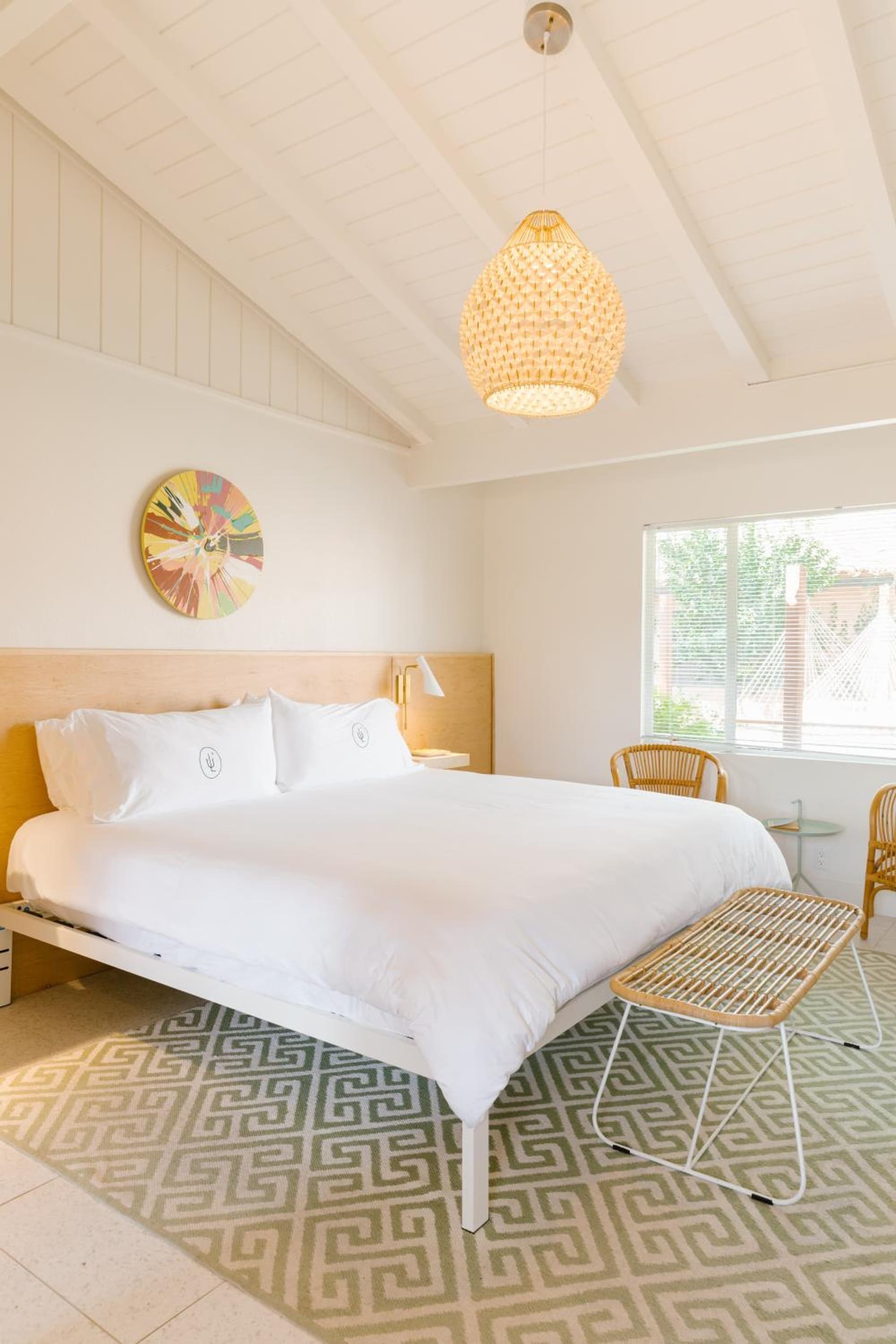 Les Cactus interior in Palm Springs, CA — gallery photo 2