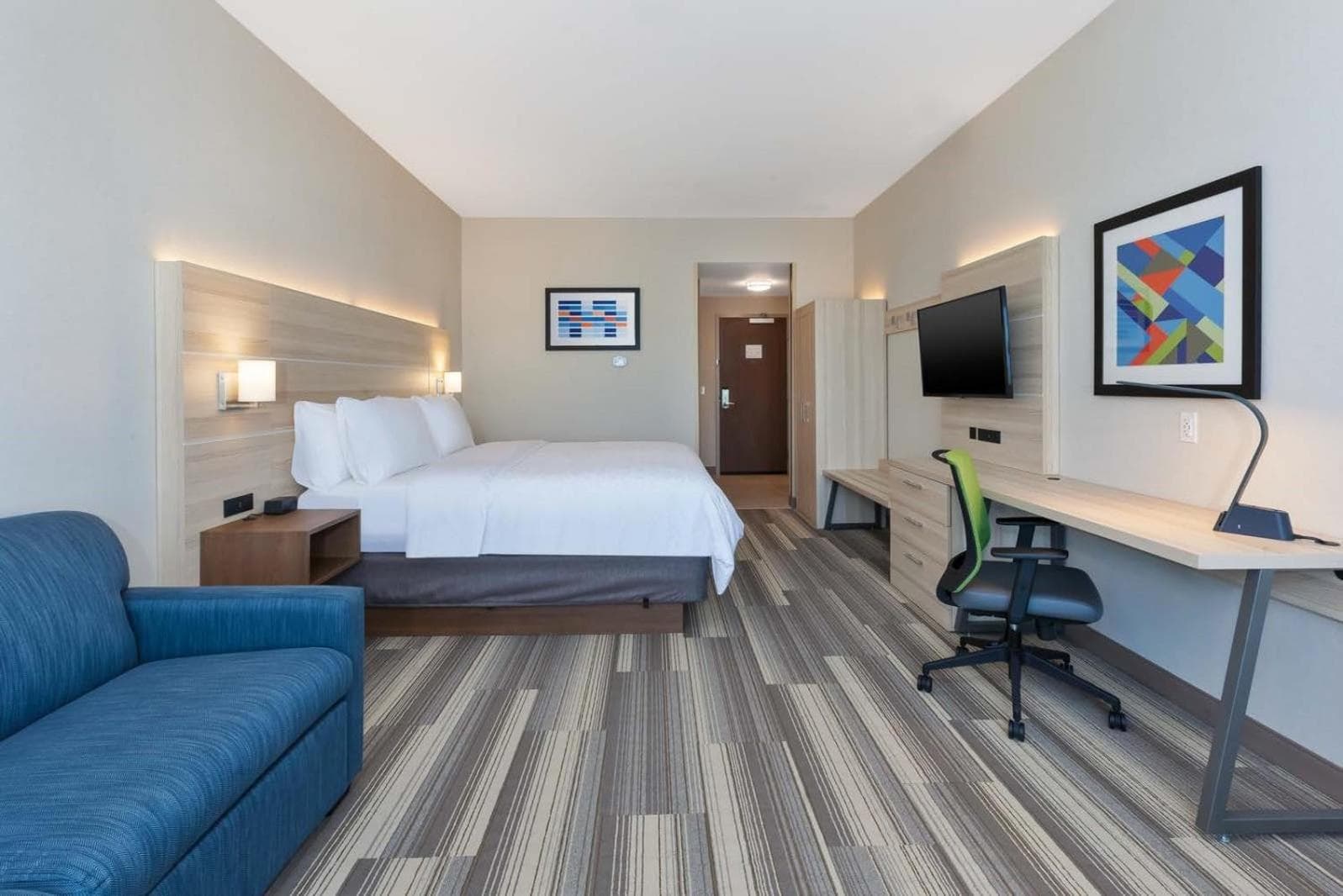 Holiday Inn Express & Suites - Grand Rapids Airport - South by IHG gallery photo in Grand Rapids, MI — image 16