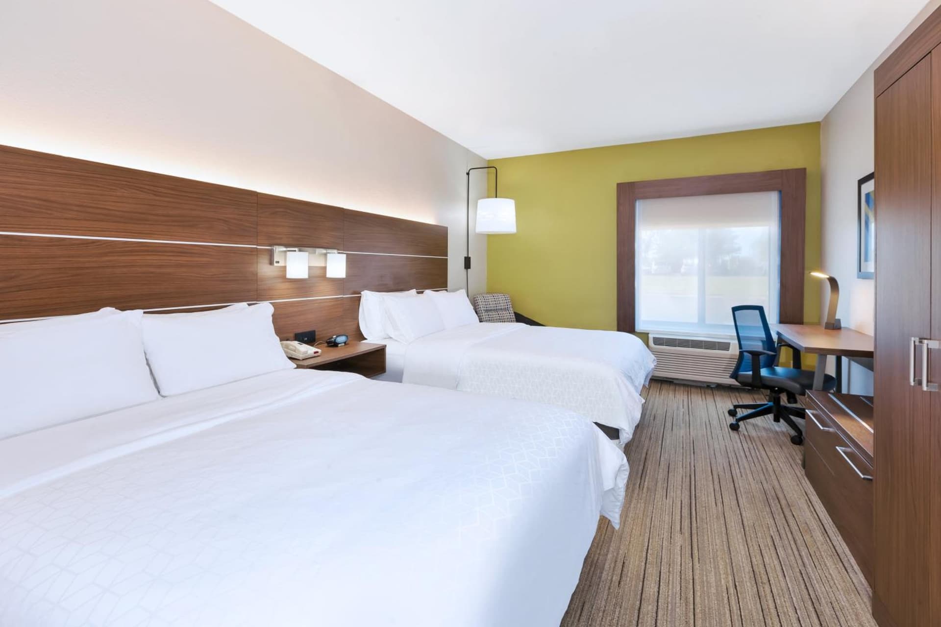 Holiday Inn Express and Suites Three Rivers by IHG gallery photo in Three Rivers, MI — image 18