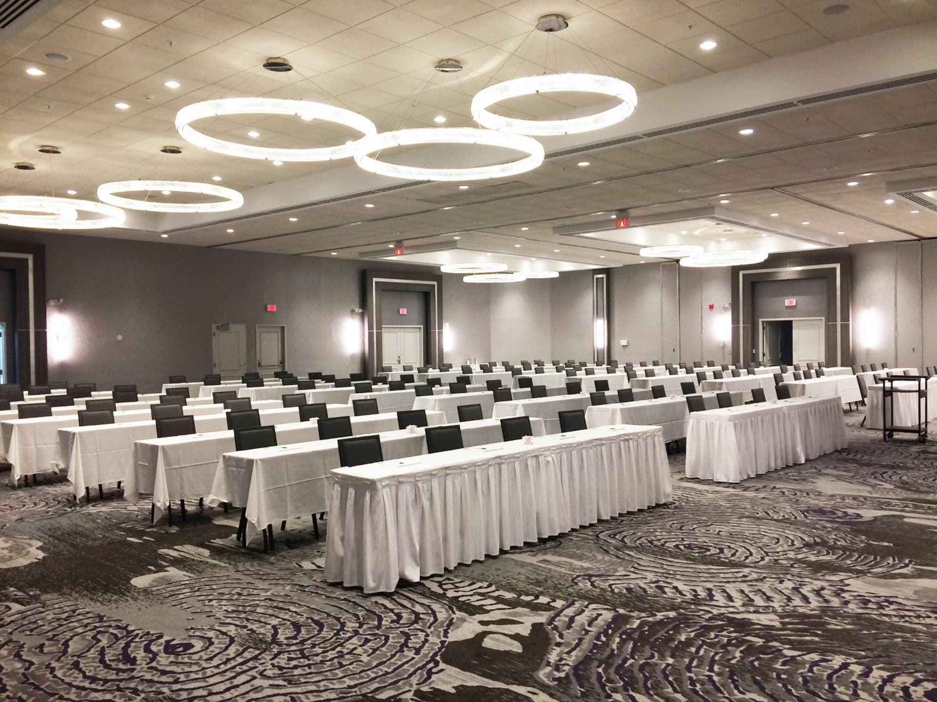 Holiday Inn Chicago Nw Crystal Lk Conv Ctr by IHG gallery photo in Crystal Lake, IL — image 55