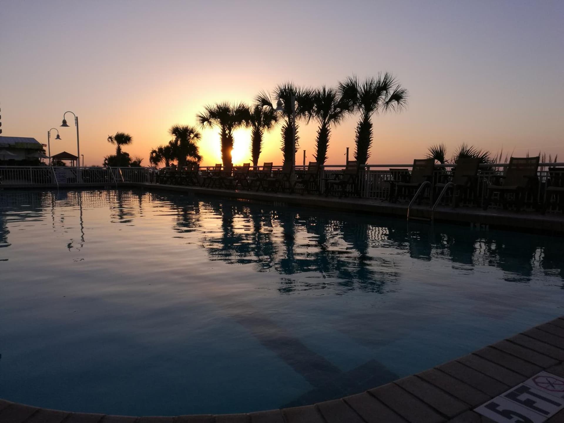 A Piece of Paradise, Newly Renovated interior in Myrtle Beach, SC — gallery photo 2