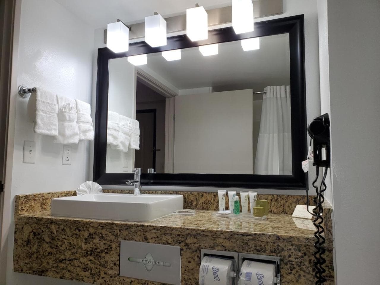 Country Inn & Suites by Radisson, Buford at Mall of Georgia, GA gallery photo in Buford, GA — image 14