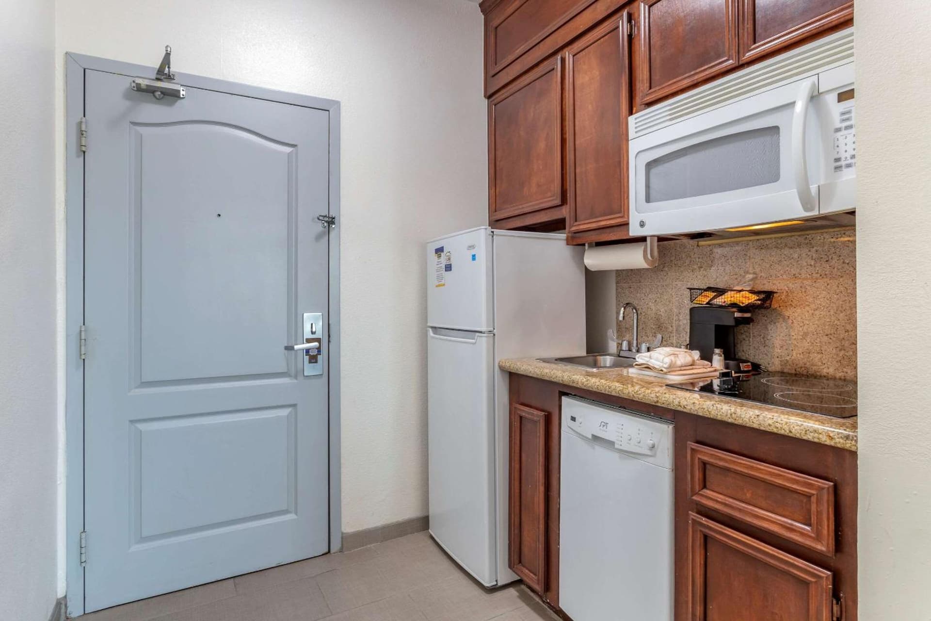 MainStay Suites Port Arthur - Beaumont South gallery photo in Port Arthur, TX — image 10