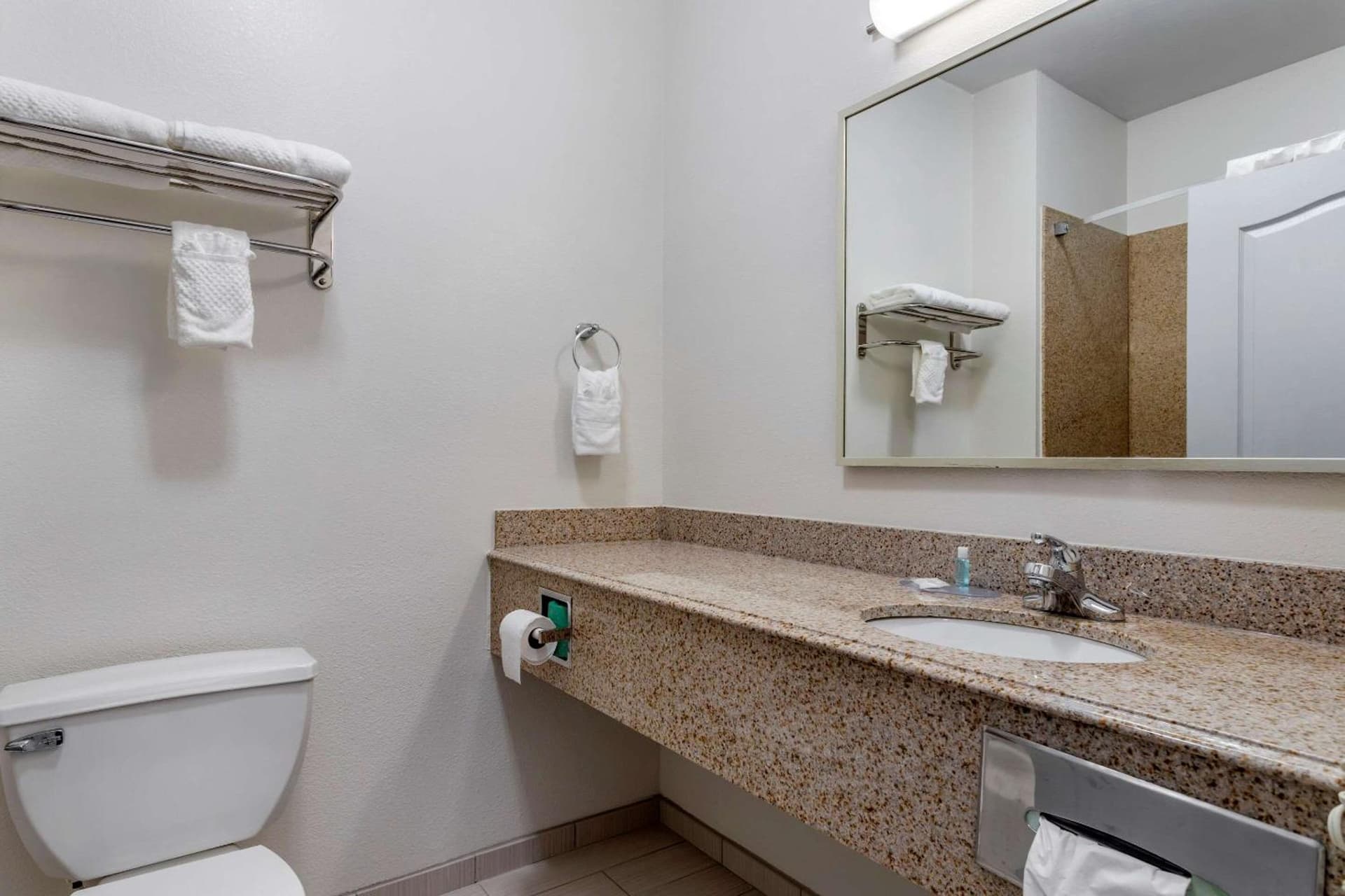 MainStay Suites Port Arthur - Beaumont South gallery photo in Port Arthur, TX — image 15