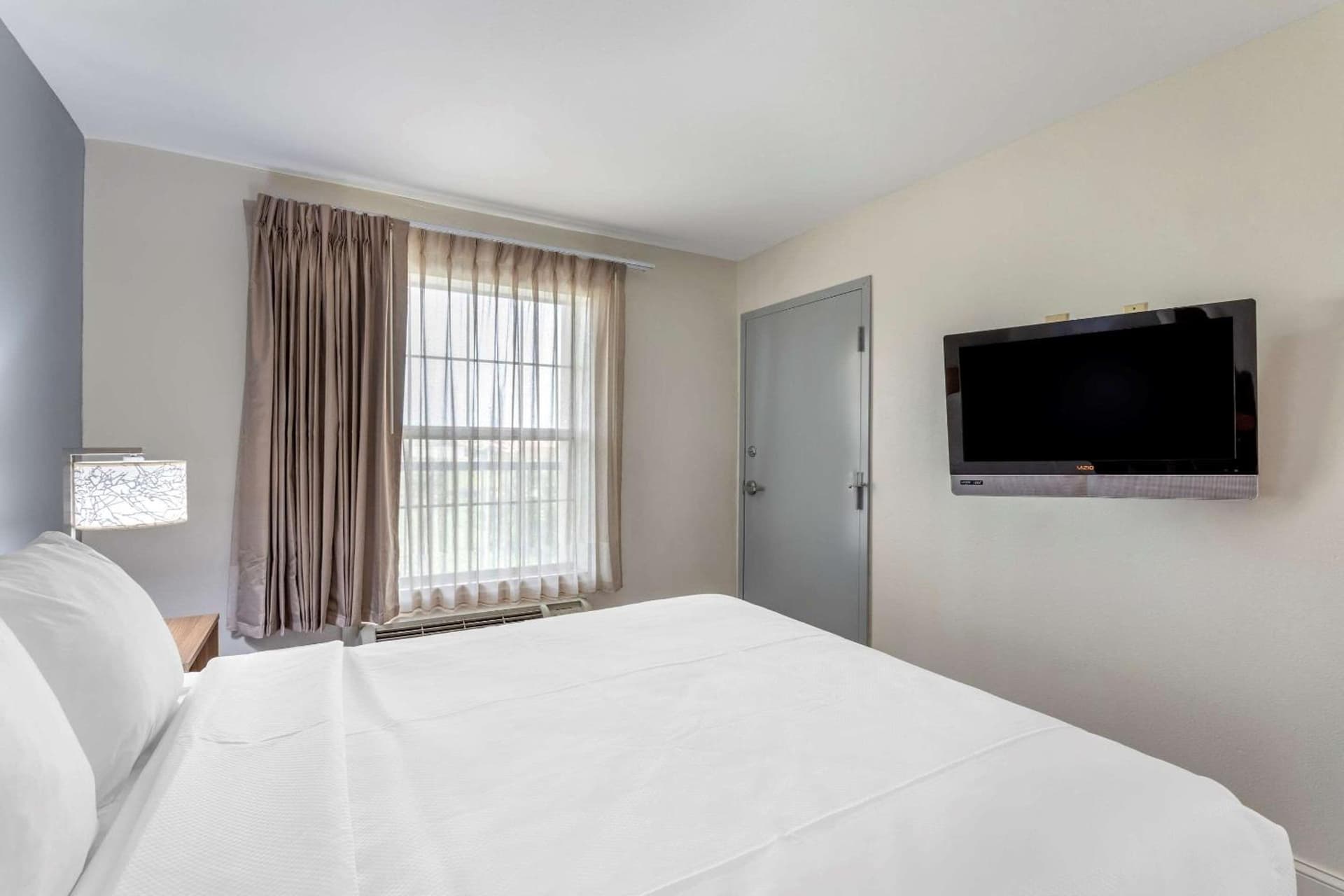 MainStay Suites Port Arthur - Beaumont South gallery photo in Port Arthur, TX — image 30