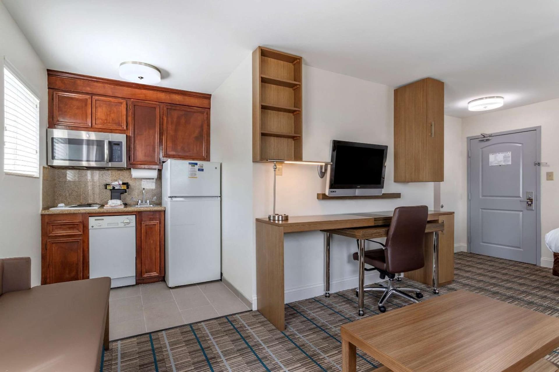 MainStay Suites Port Arthur - Beaumont South gallery photo in Port Arthur, TX — image 5