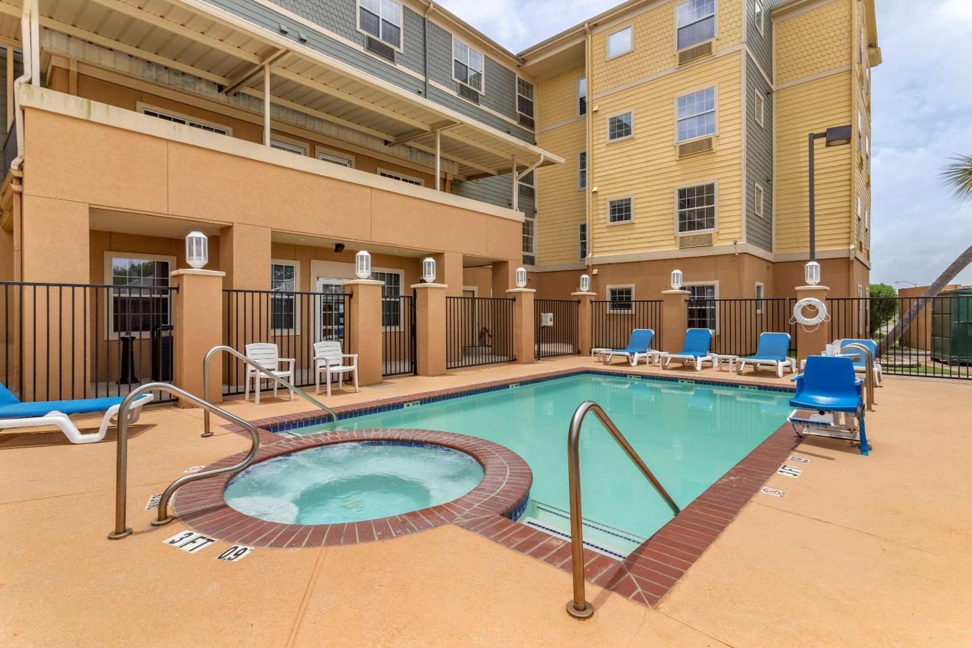 MainStay Suites Port Arthur - Beaumont South gallery photo in Port Arthur, TX — image 22
