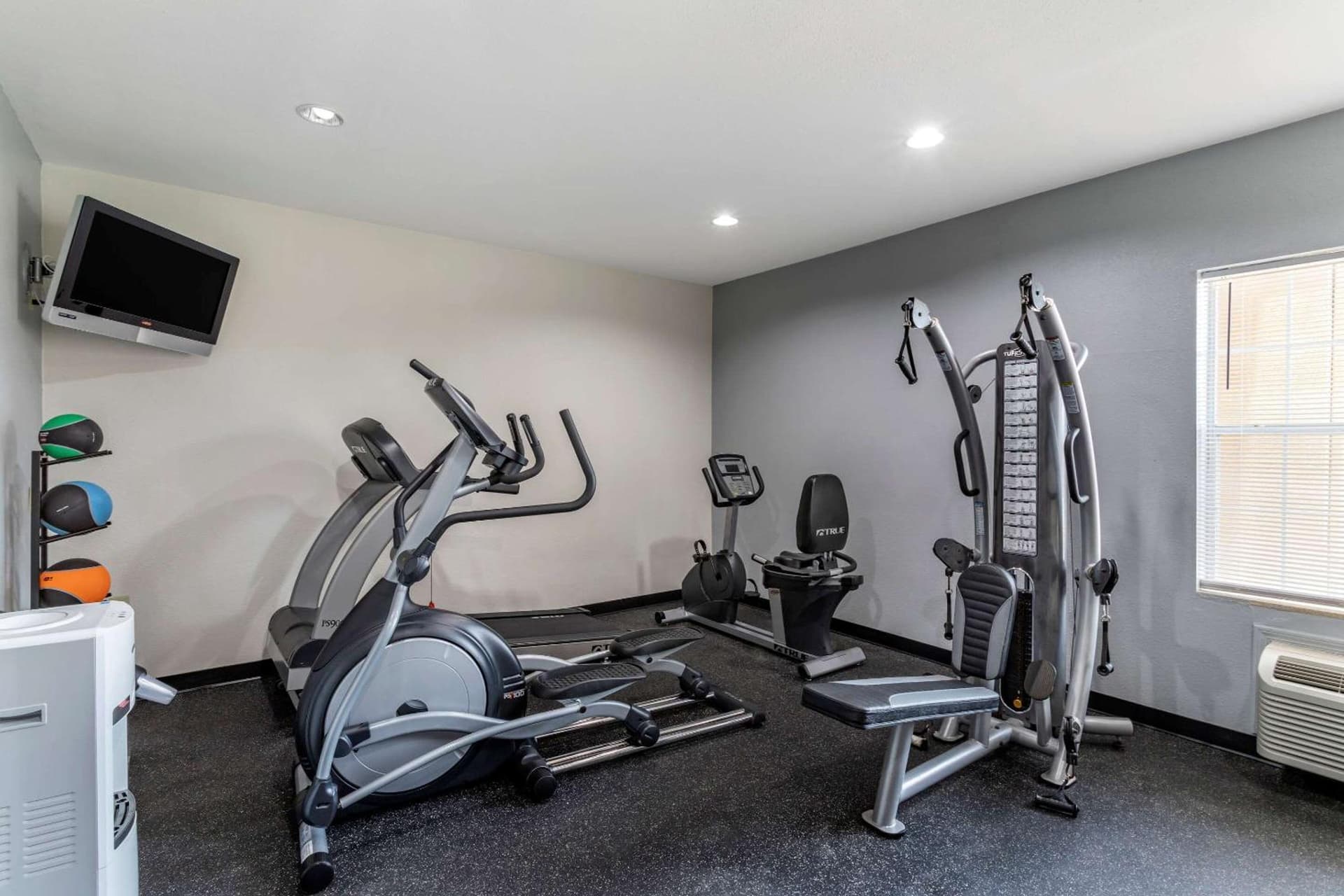 MainStay Suites Port Arthur - Beaumont South gallery photo in Port Arthur, TX — image 11