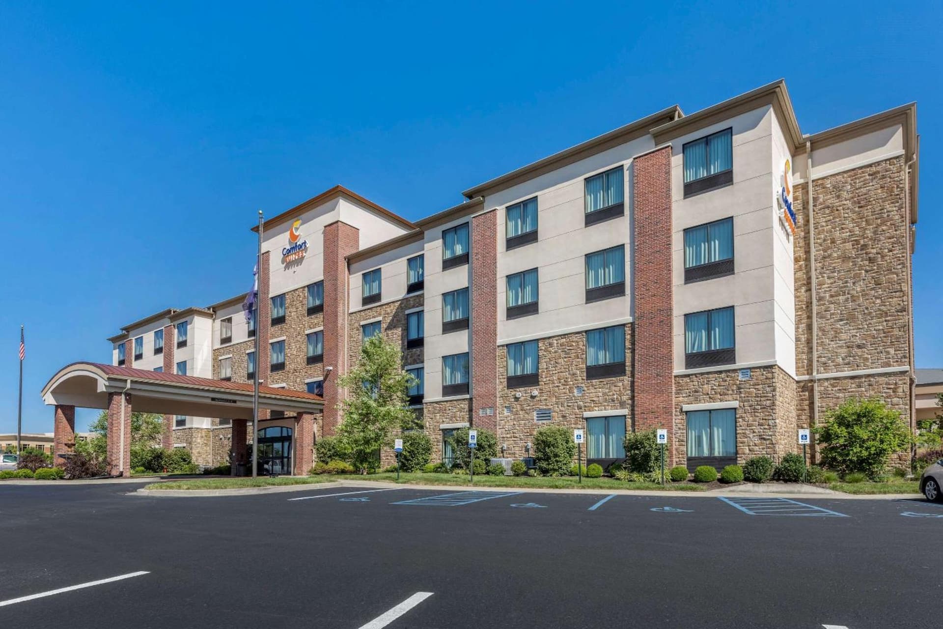 Comfort Suites Bridgeport - Clarksburg featured exterior or lobby in Bridgeport, WV — similar hotel