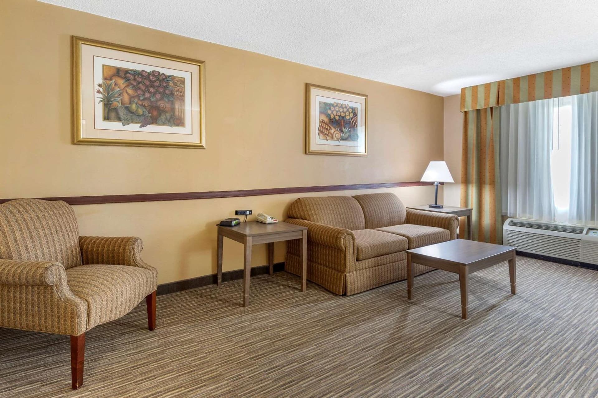 Quality Inn & Suites Hanes Mall gallery photo in Winston-Salem, NC — image 46