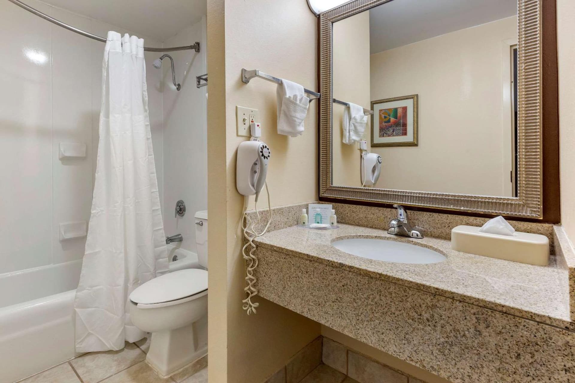 Quality Inn & Suites Hanes Mall gallery photo in Winston-Salem, NC — image 8