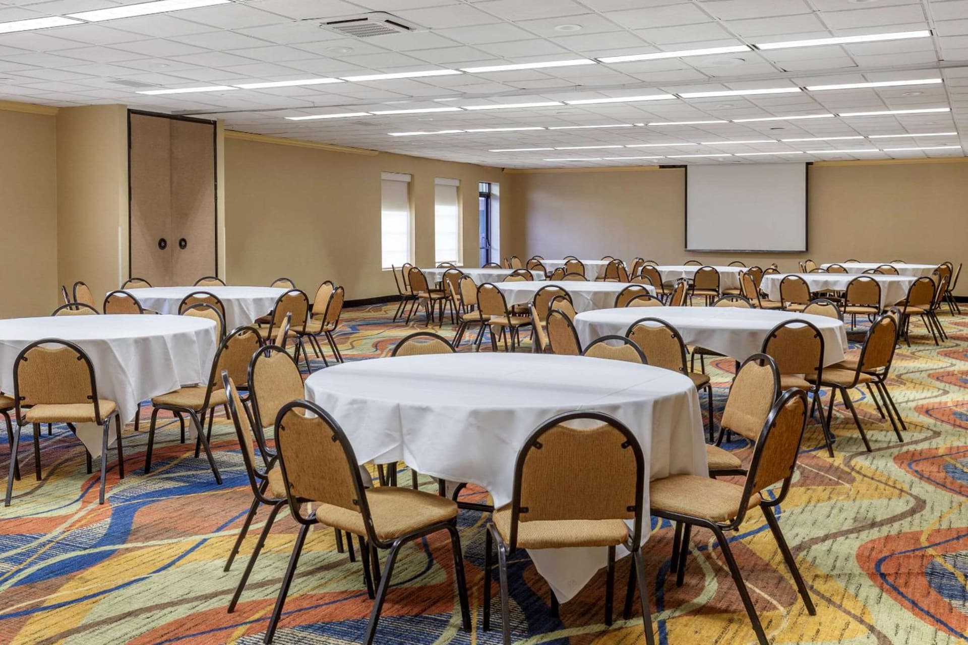 Quality Inn & Suites Hanes Mall gallery photo in Winston-Salem, NC — image 47