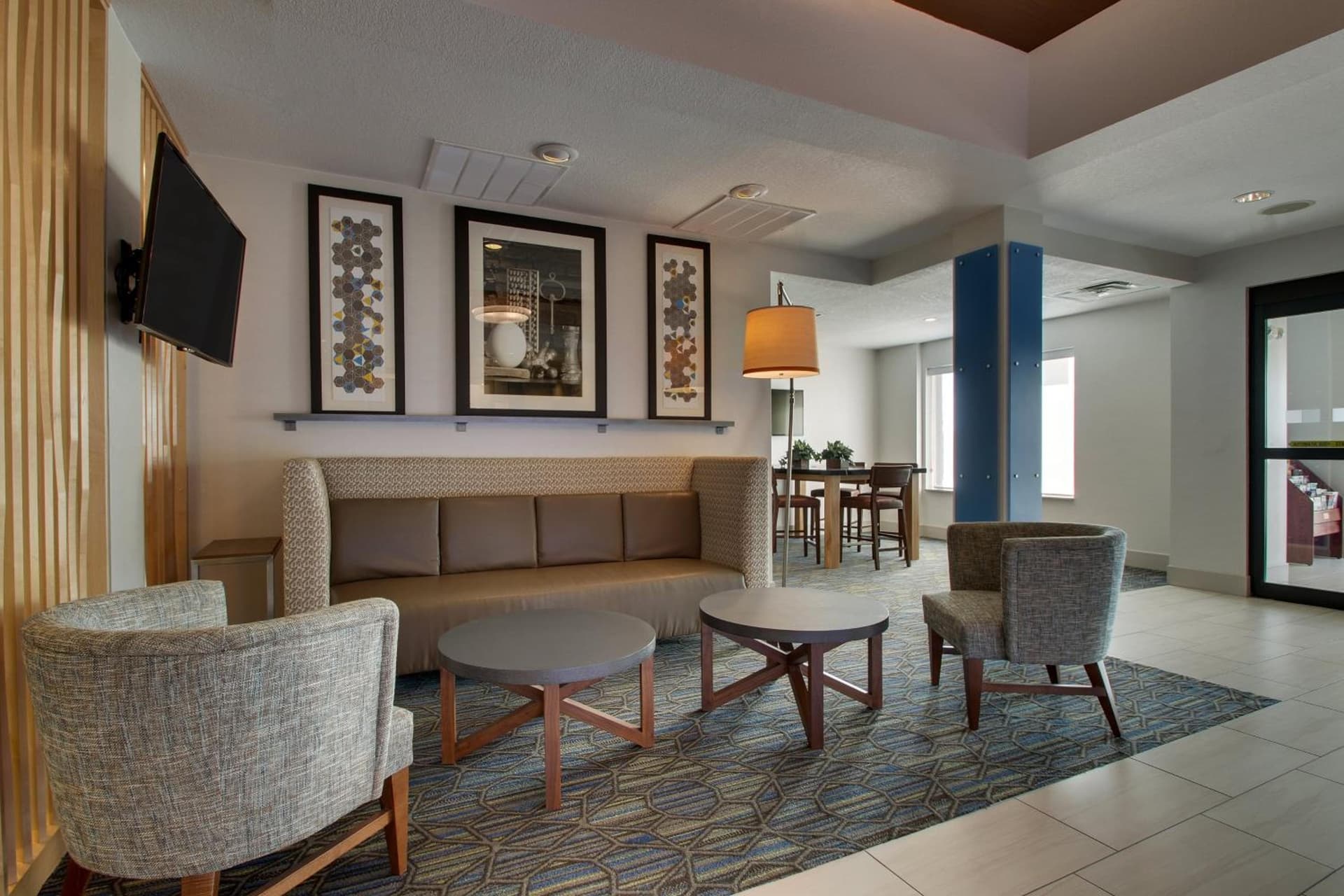 Holiday Inn Express Hotel & Suites Morris by IHG gallery photo in Morris, IL — image 63