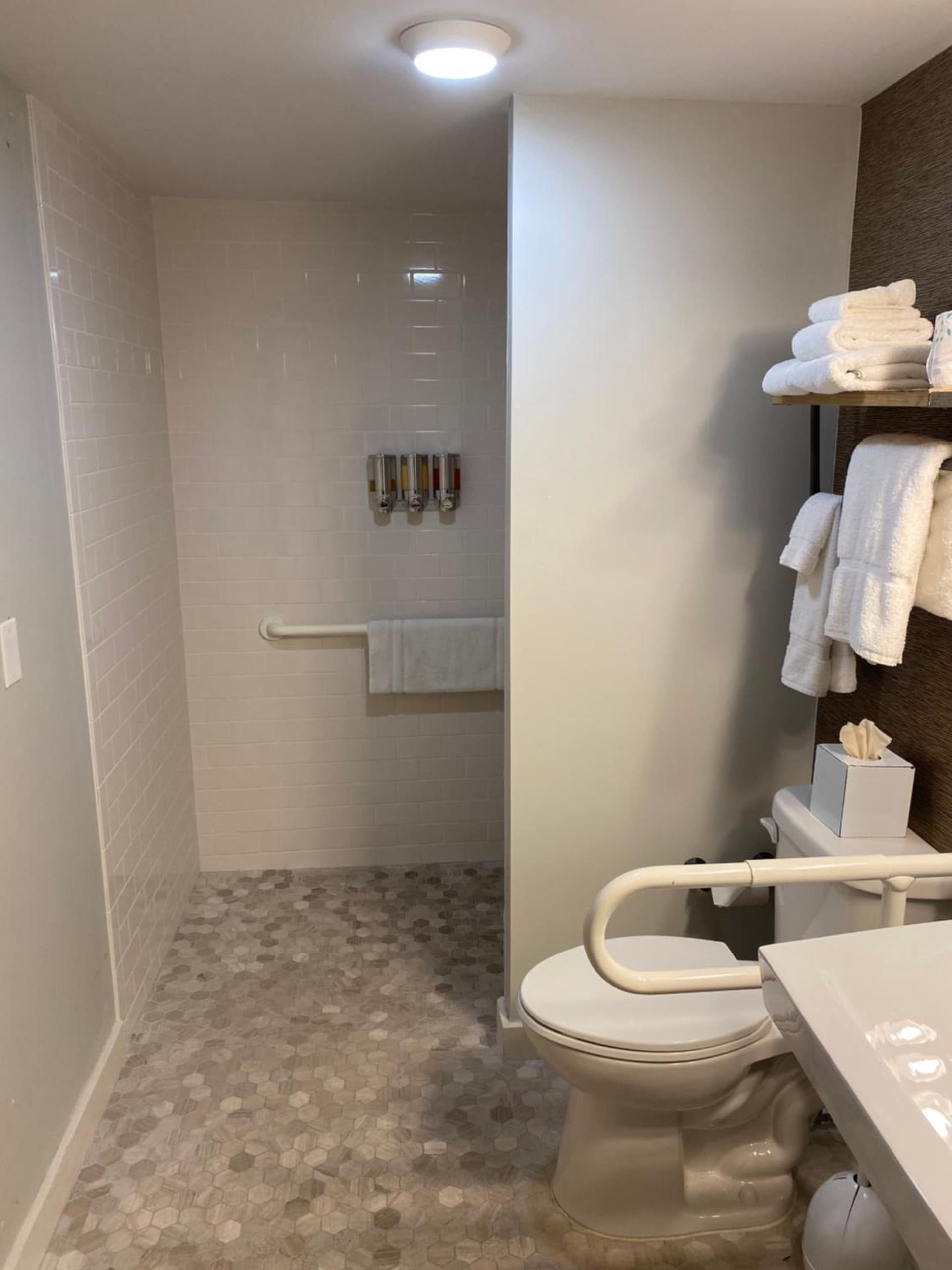 Hotel Hi-Ho - Contactless Check-In gallery photo in Fairfield, CT — image 4