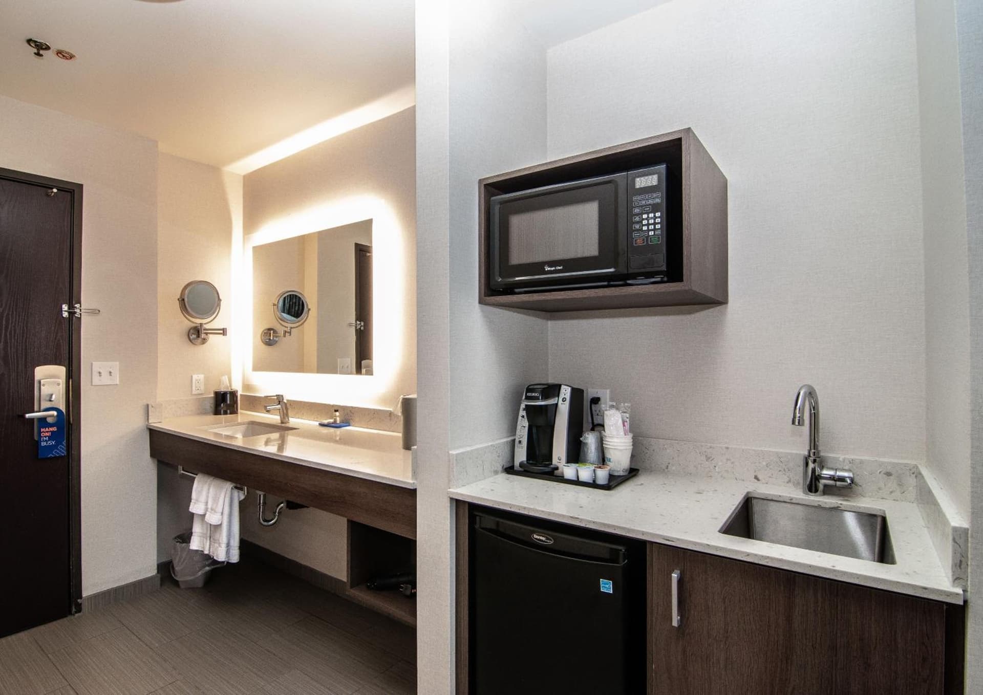 Holiday Inn Express Spokane-Downtown by IHG interior in Spokane, WA — gallery photo 2