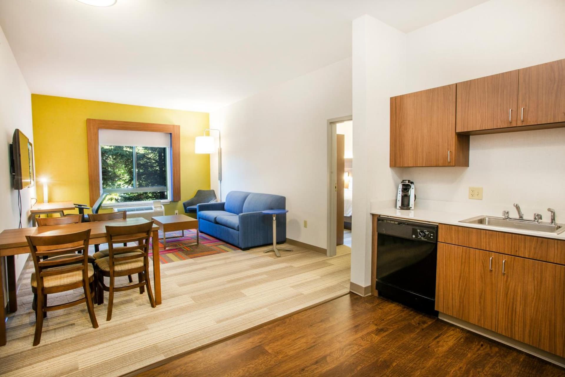 Holiday Inn Express & Suites Bethlehem Airport-Allentown Area gallery photo in Bethlehem, PA — image 22