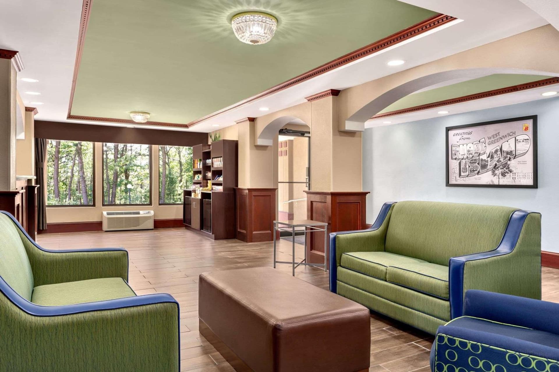 Super 8 by Wyndham West Greenwich/Providence interior in West Greenwich — gallery photo 2