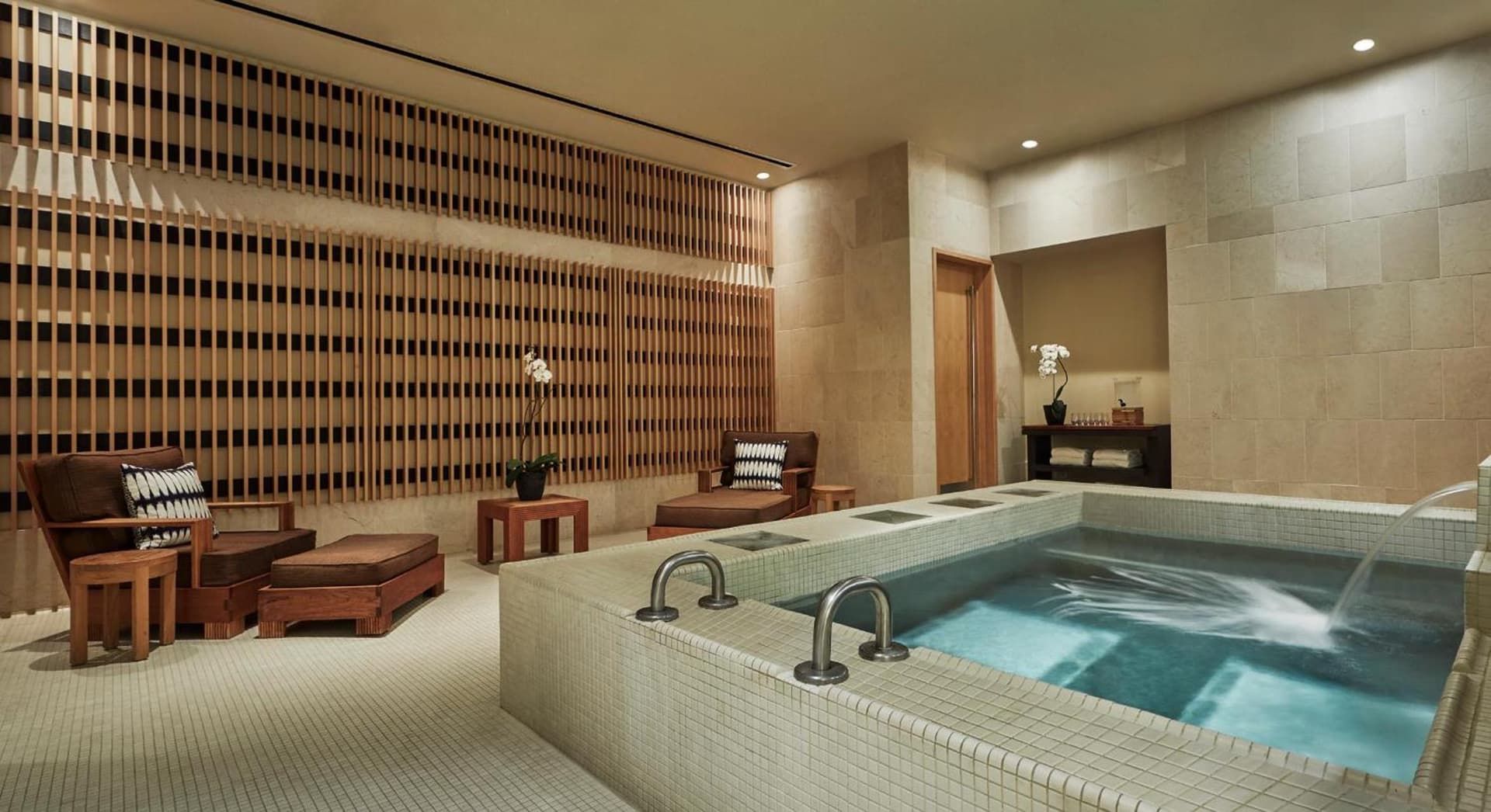 Four Seasons St. Louis gallery photo in Saint Louis, MO — image 15