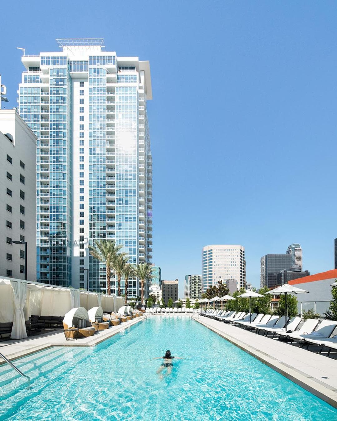 Level Los Angeles - Downtown South Olive property views in Los Angeles, CA — gallery photo 3