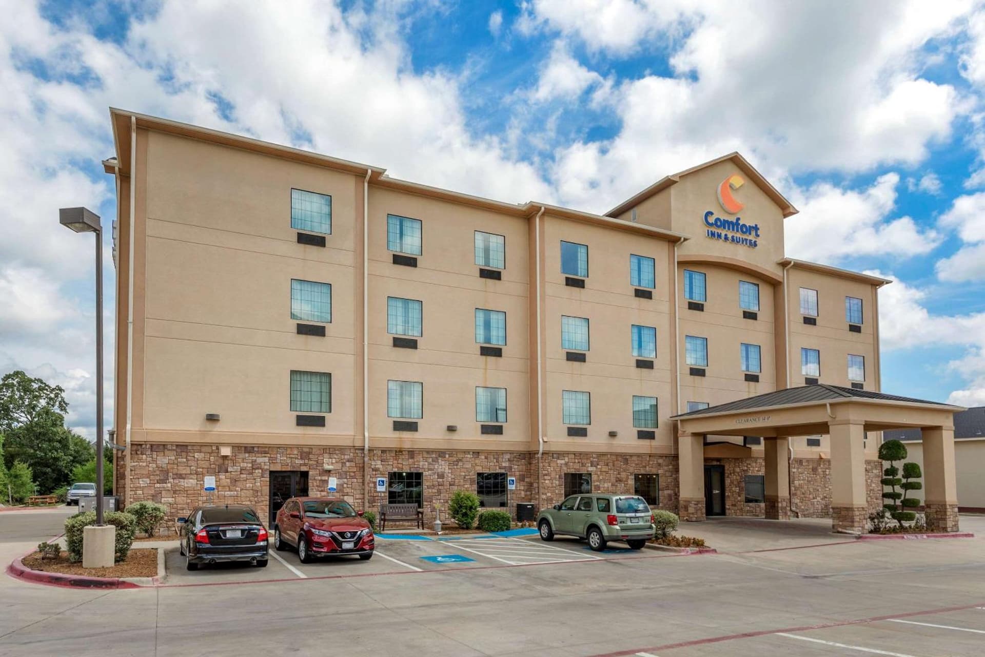 Comfort Inn & Suites Paris featured exterior or lobby in Paris, TX — similar hotel