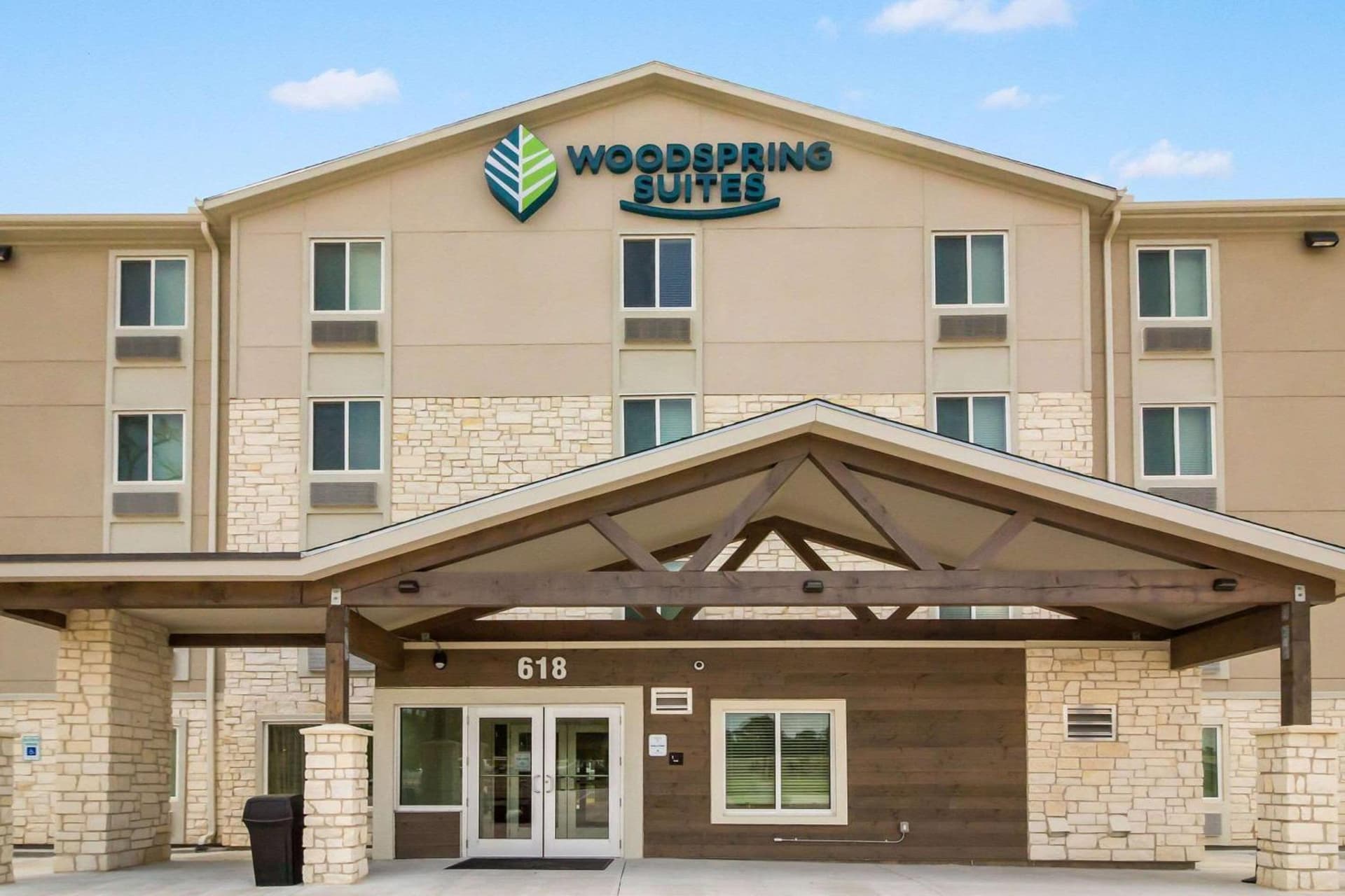 WoodSpring Suites Lake Jackson — hotel in Lake Jackson, Texas