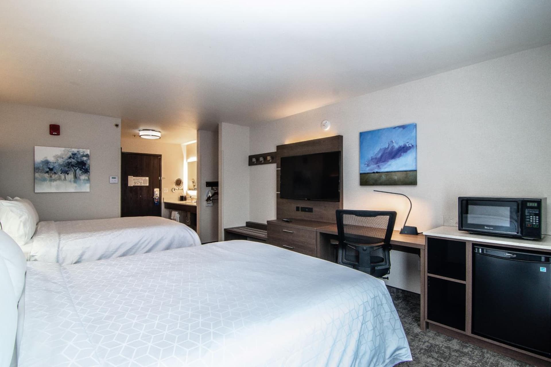 Holiday Inn Express Spokane-Downtown by IHG interior in Spokane, WA — gallery photo 2