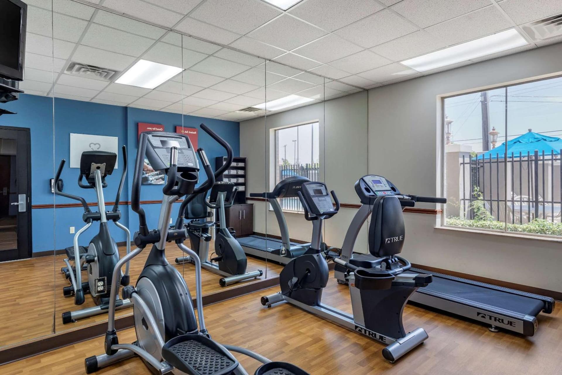Comfort Suites Waco Near University Area gallery photo in Waco, TX — image 26