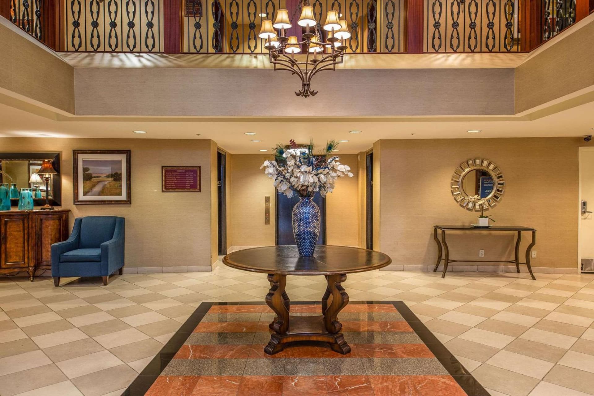 Clarion Collection Hotel Arlington Court Suites gallery photo in Arlington, VA — image 30