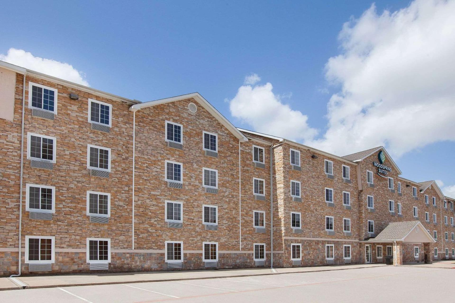 WoodSpring Suites Houston I-10 West interior in Katy, TX — gallery photo 2