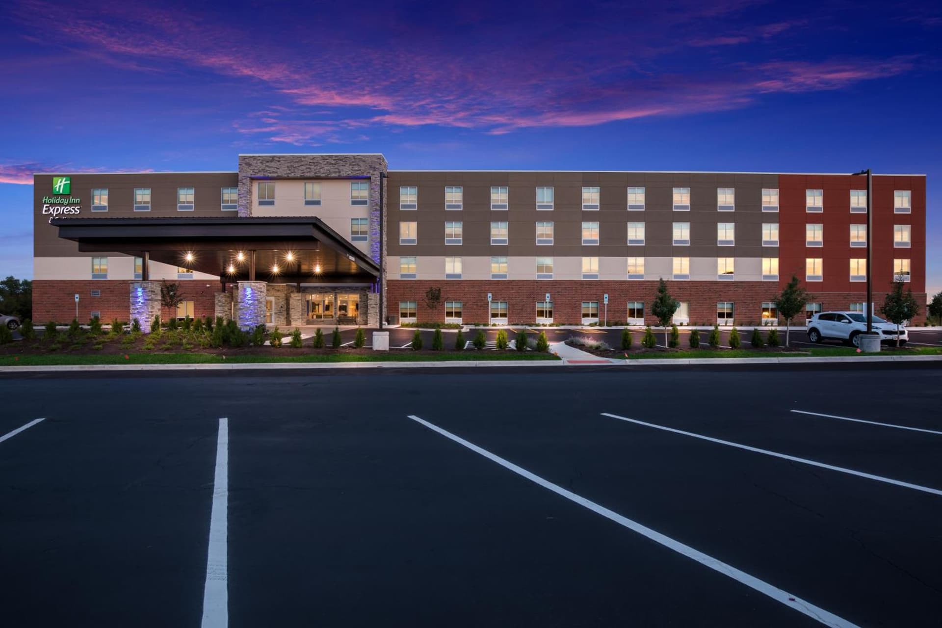 Holiday Inn Express & Suites Chicago - Hoffman Estates by IHG gallery photo in Hoffman Estates, IL — image 12