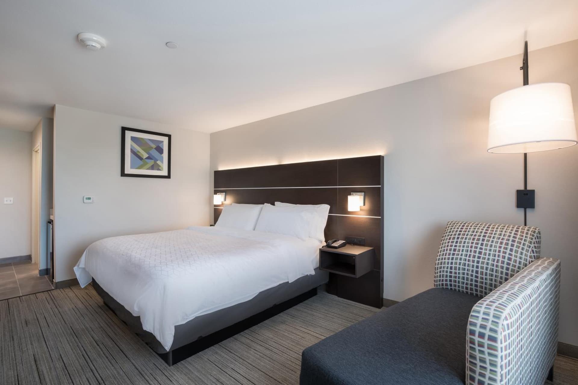 Holiday Inn Express & Suites Chicago - Hoffman Estates by IHG gallery photo in Hoffman Estates, IL — image 38