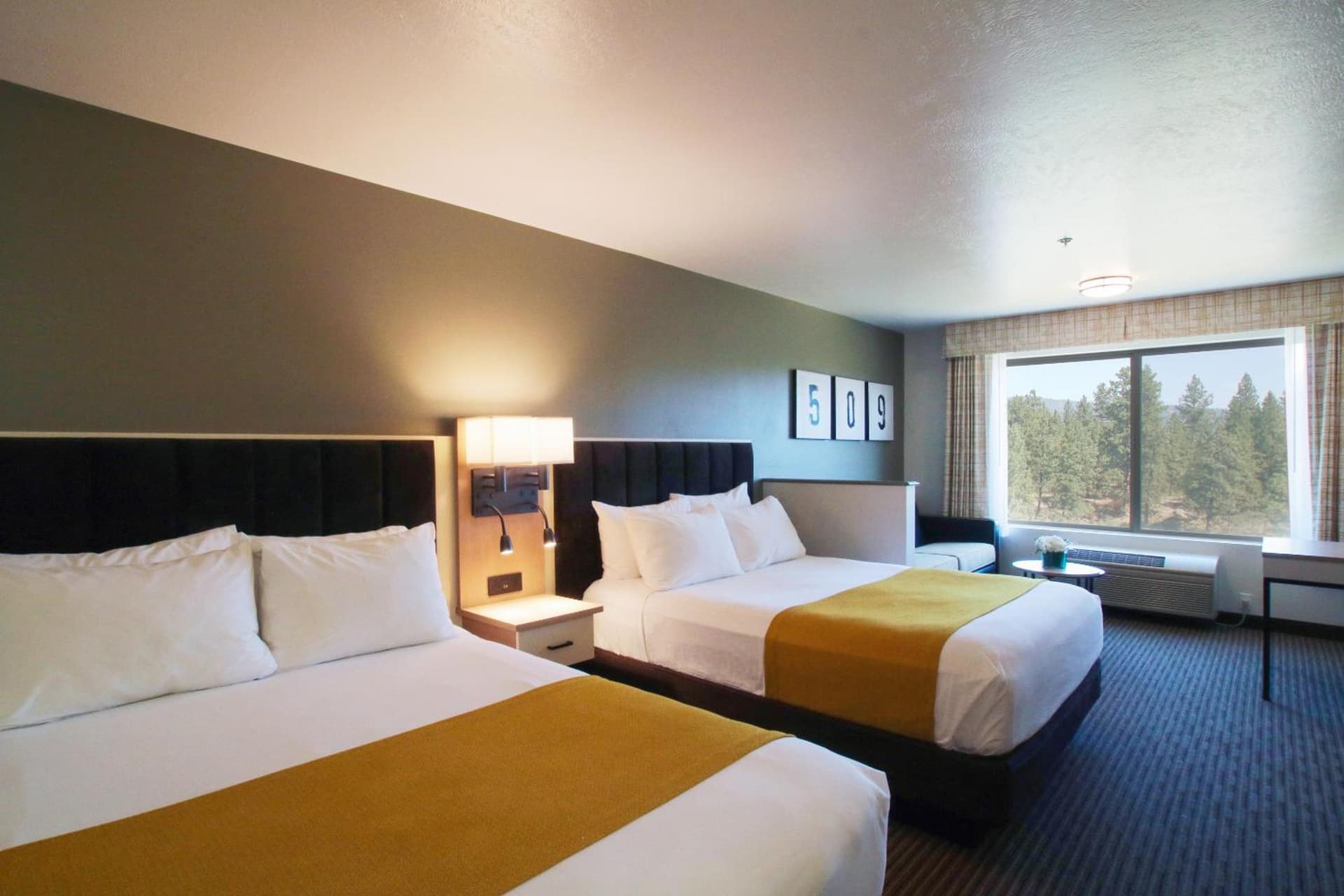 Oxford Suites Spokane Valley gallery photo in Spokane Valley, WA — image 36