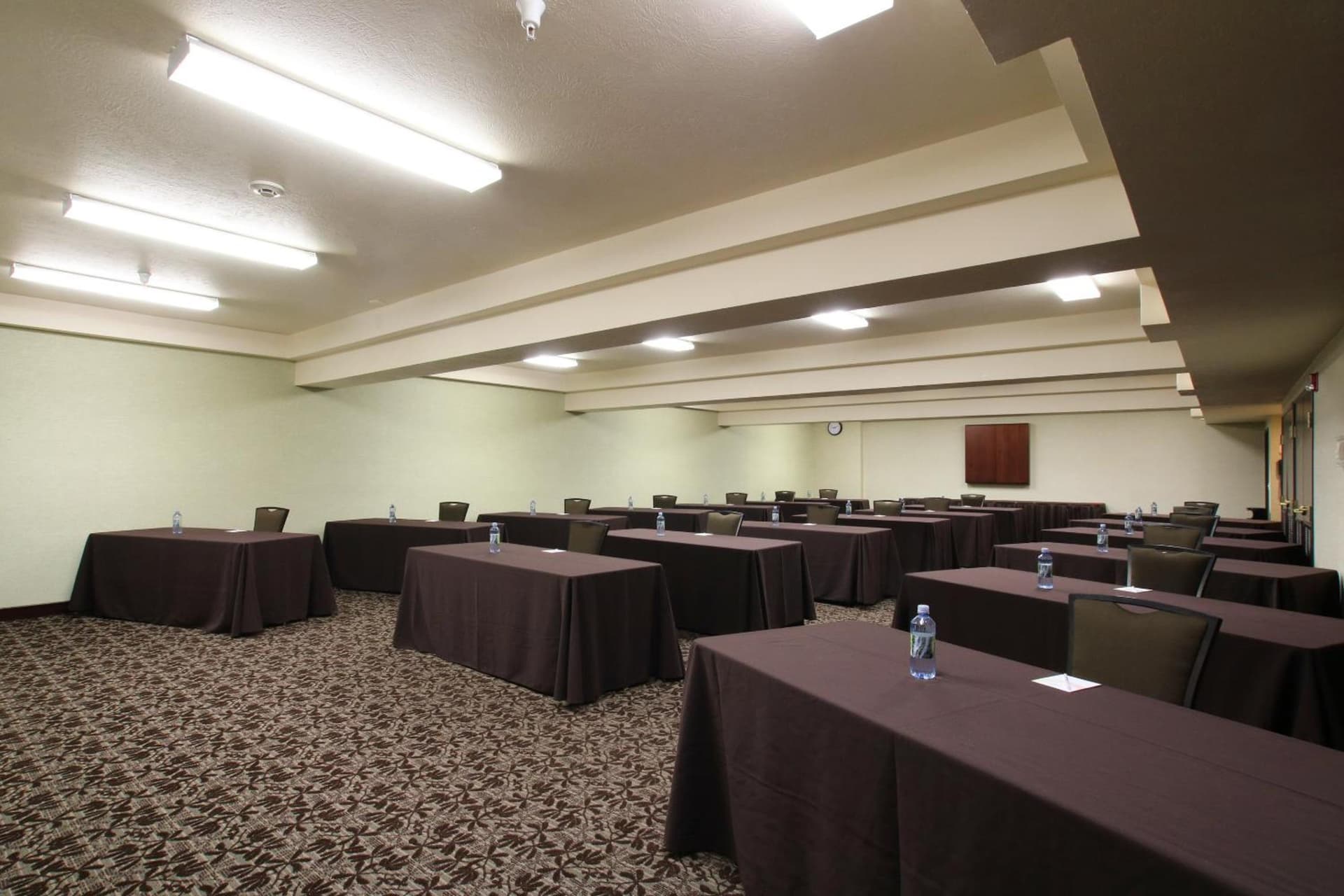 Oxford Suites Spokane Valley gallery photo in Spokane Valley, WA — image 5